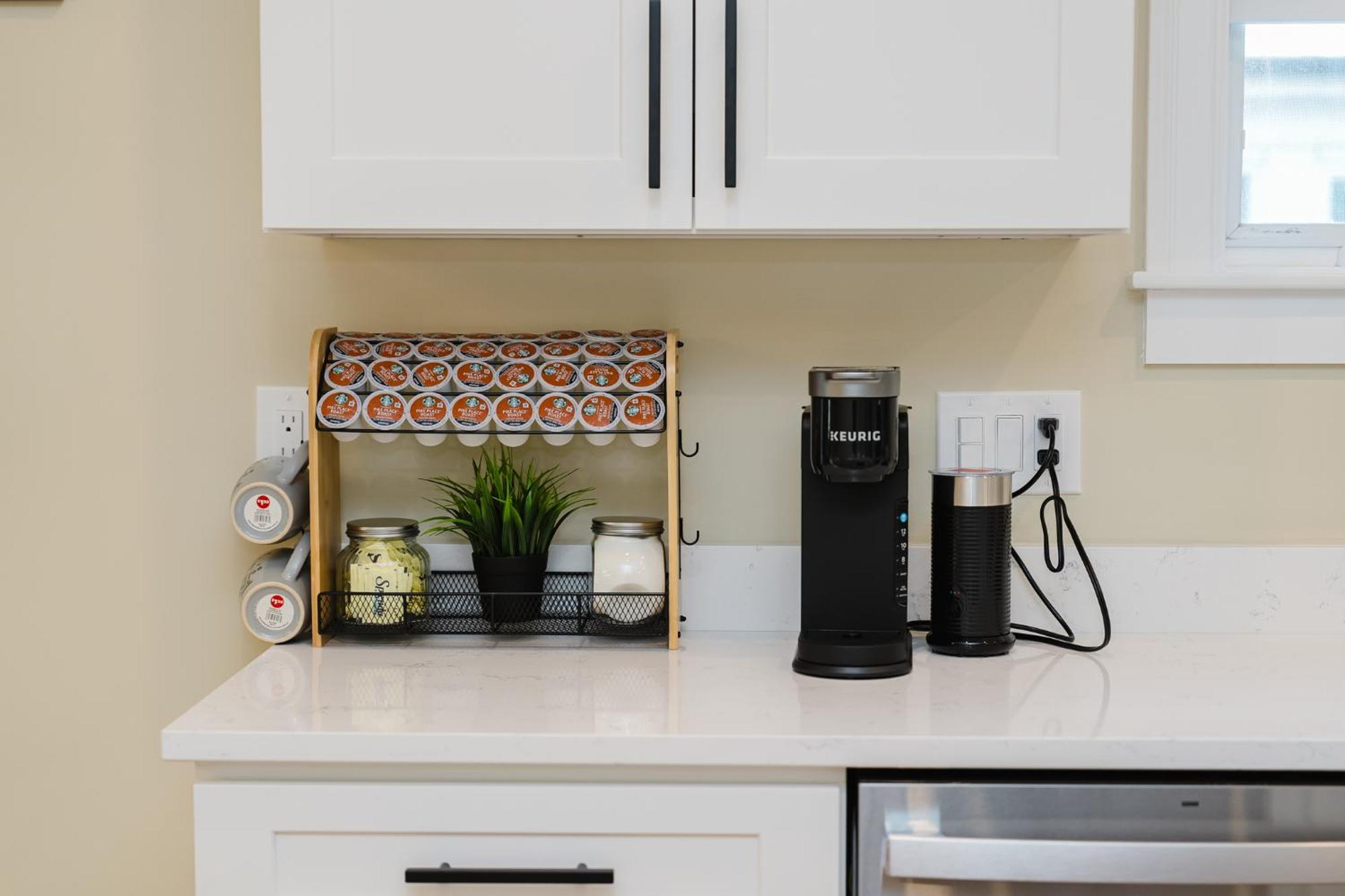 60-2 3br - Modern Near Franklin Park Boston