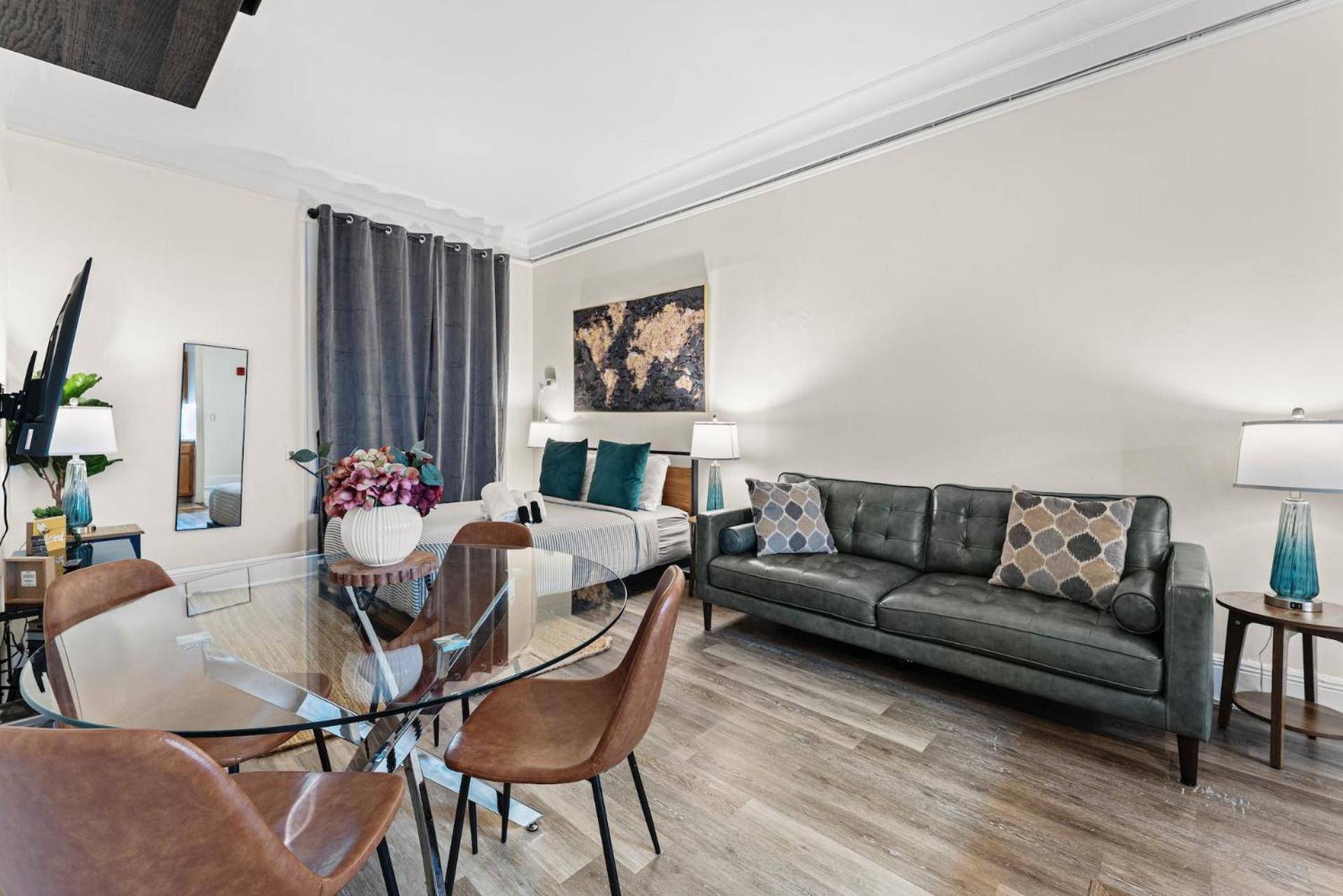 Furnished In Downtown *
