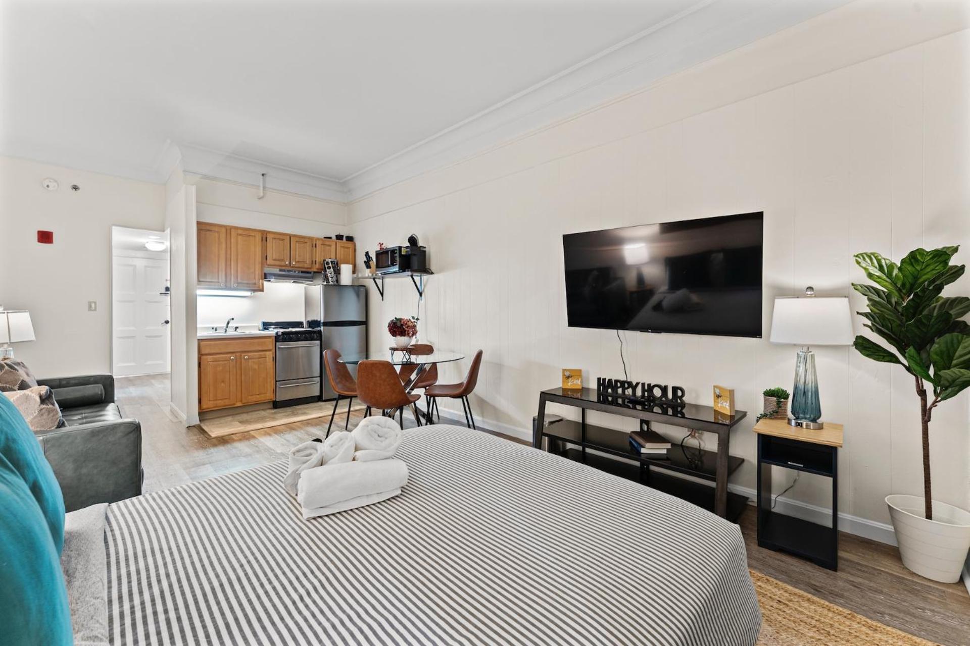 Furnished In Downtown