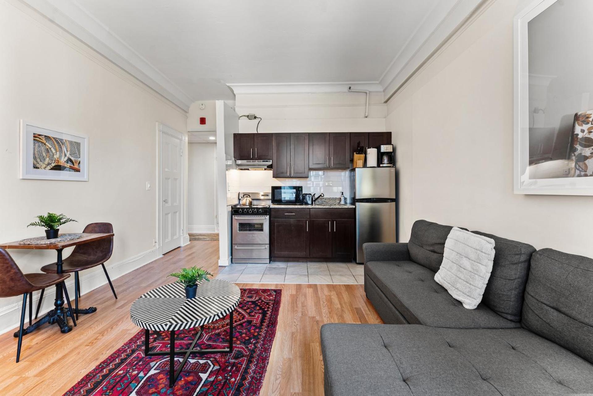 Furnished In Downtown Apartment *