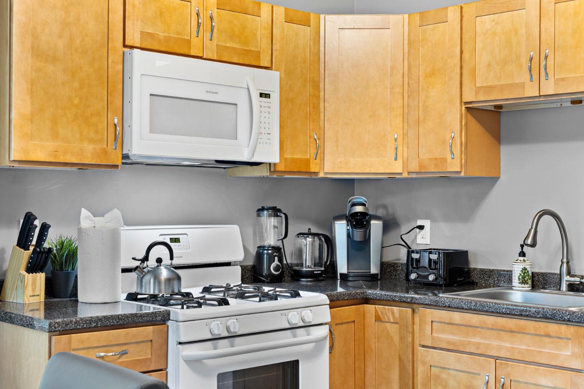 Apartamento Spacious Near Ashmont - Evonify Boston