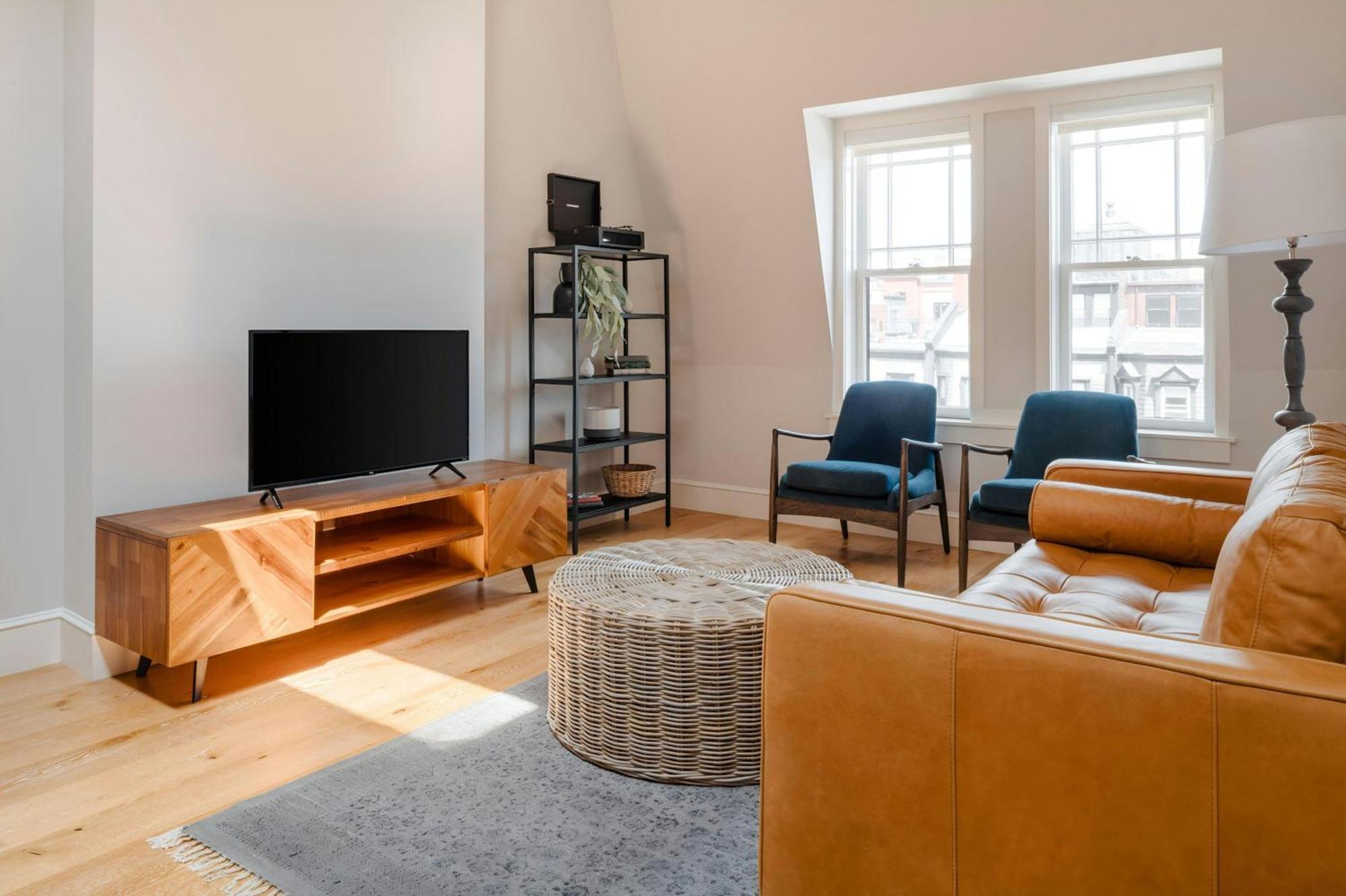 Sonder By Marriott Bonvoy The Magnolia Back Bay Aparthotel Boston