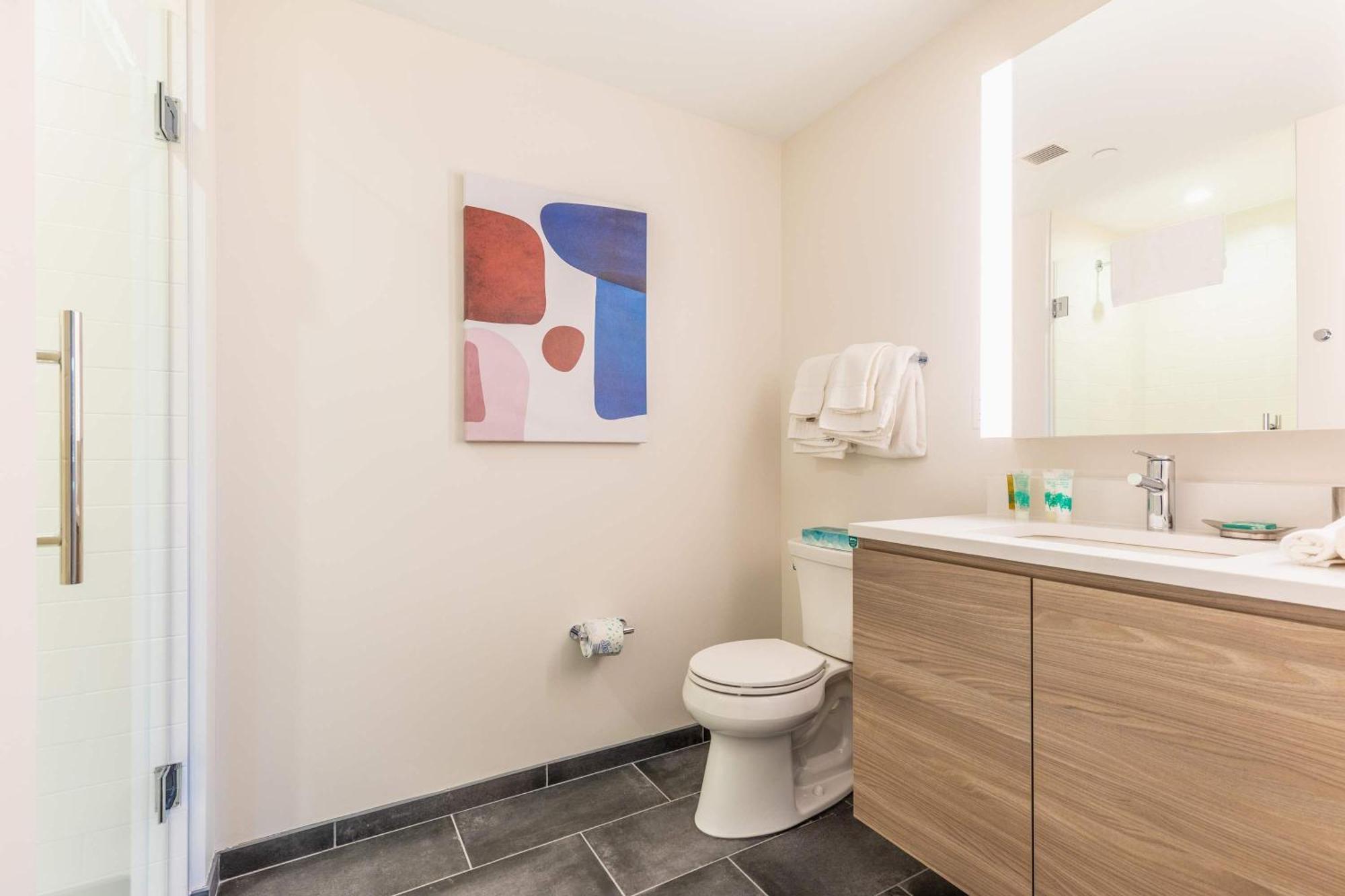 Apartment Full Private Downtown Seaport *