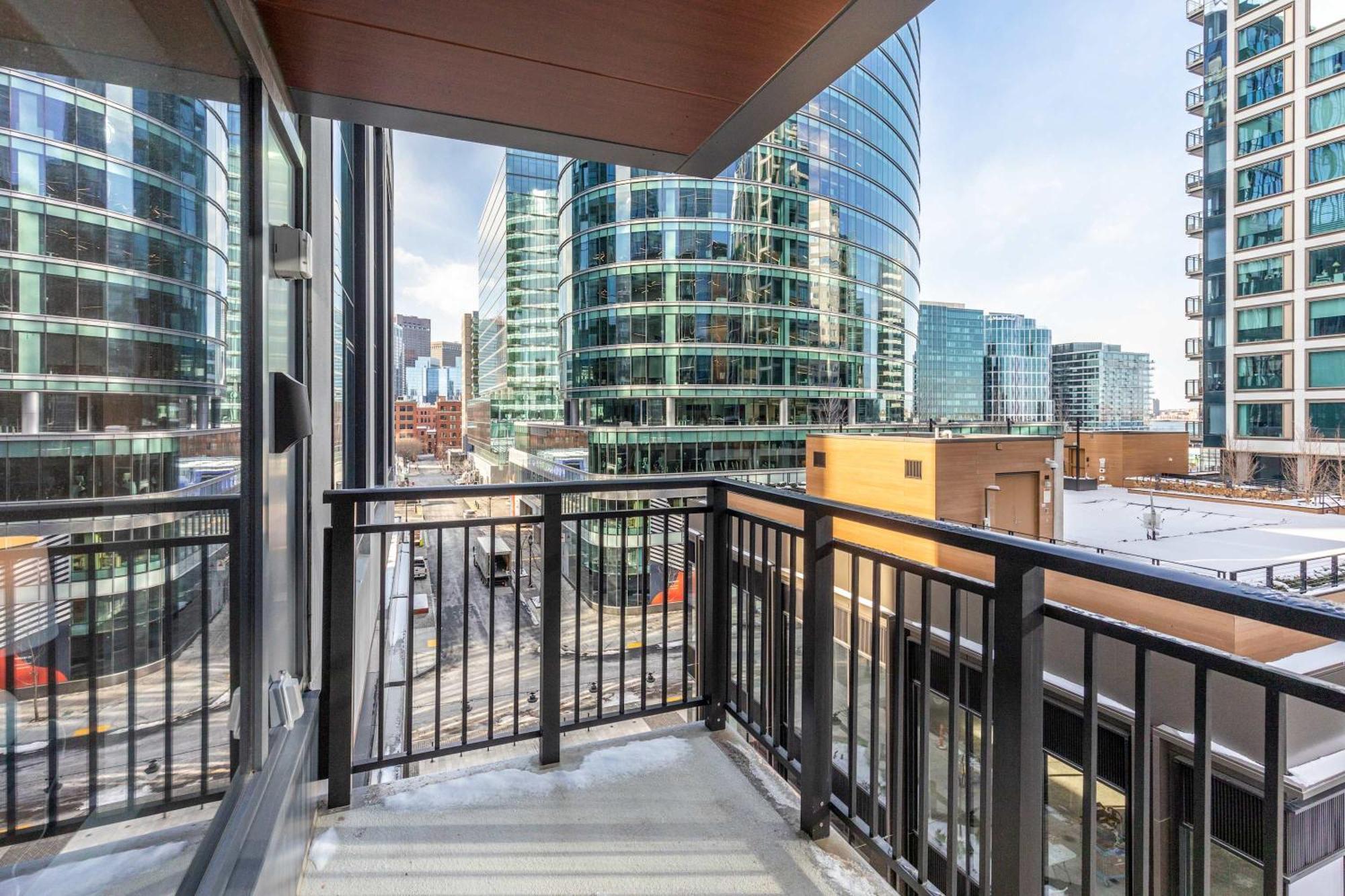 Full Private Downtown Seaport Apartment Boston