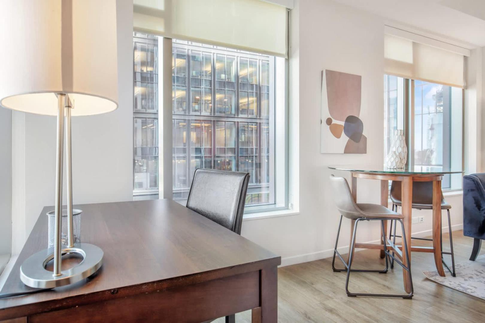 Apartment Spacious Full Kitchen In Seaport *