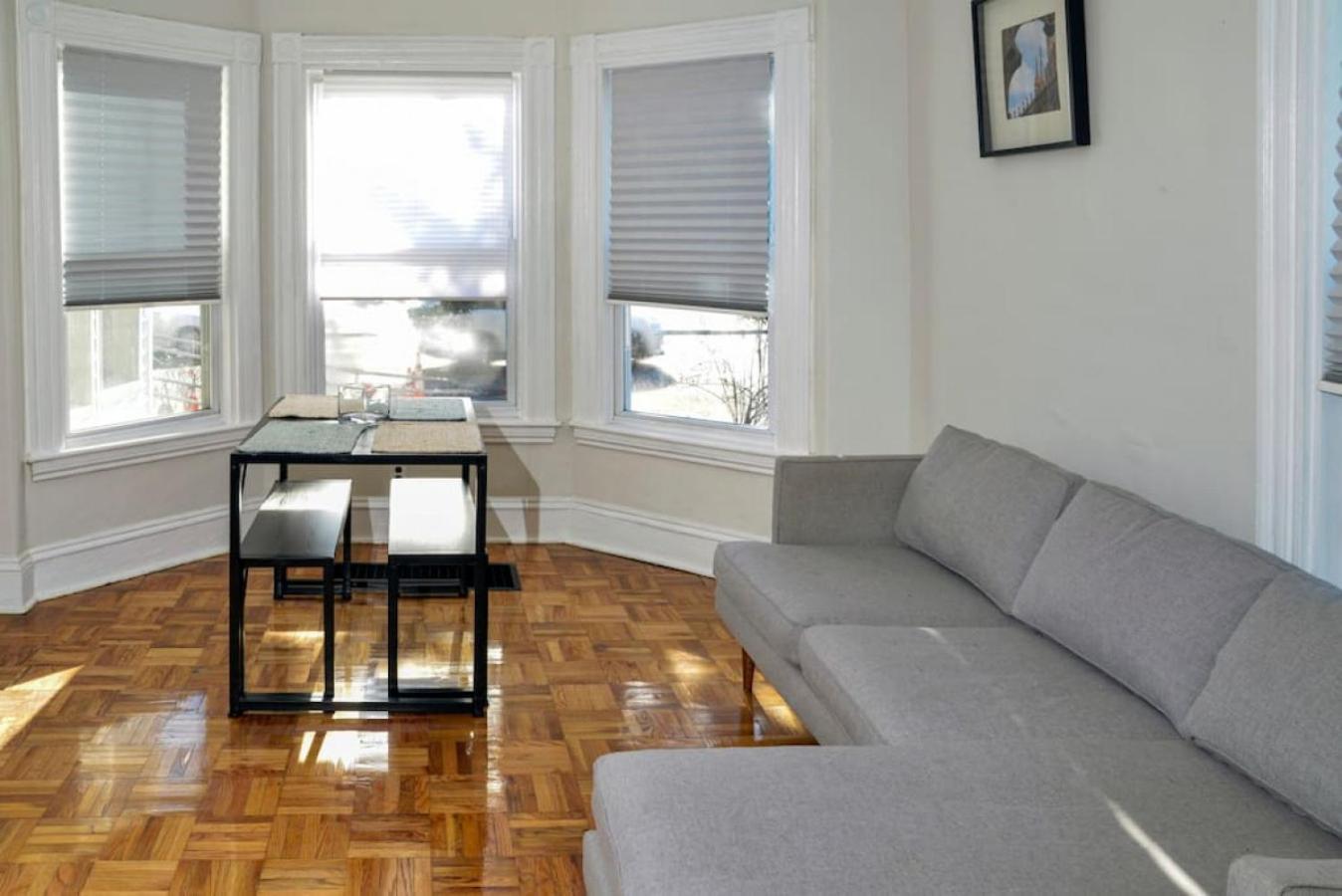 Historical Urban Oasis - 6 Bedroom 3 Bath * Boston