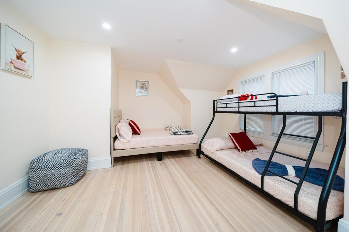76-2 New 5br Townhouse Near Ashmont Station Apartment Boston