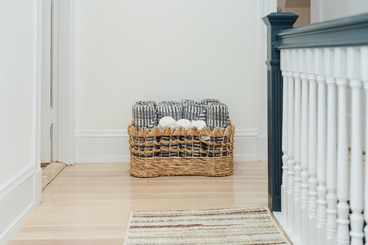 76-2 New 5br Townhouse Near Ashmont Station Boston