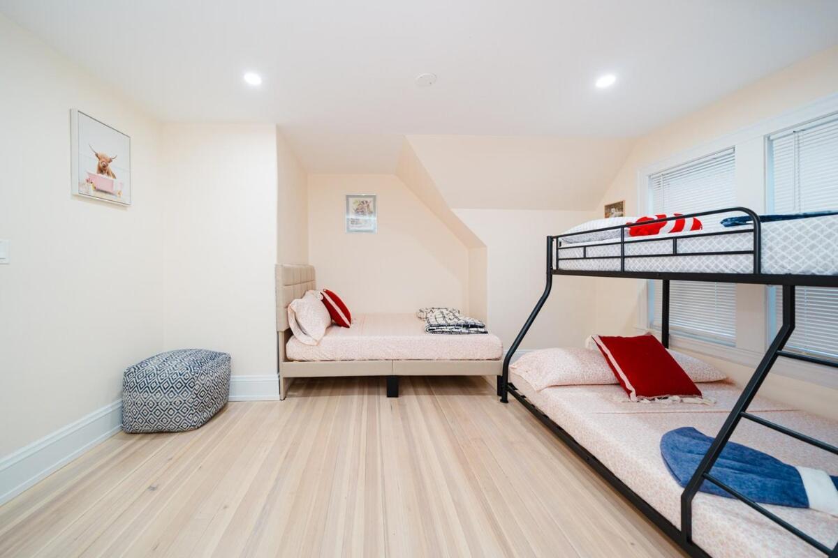 76-2 New 5br Townhouse Near Ashmont Station * Boston