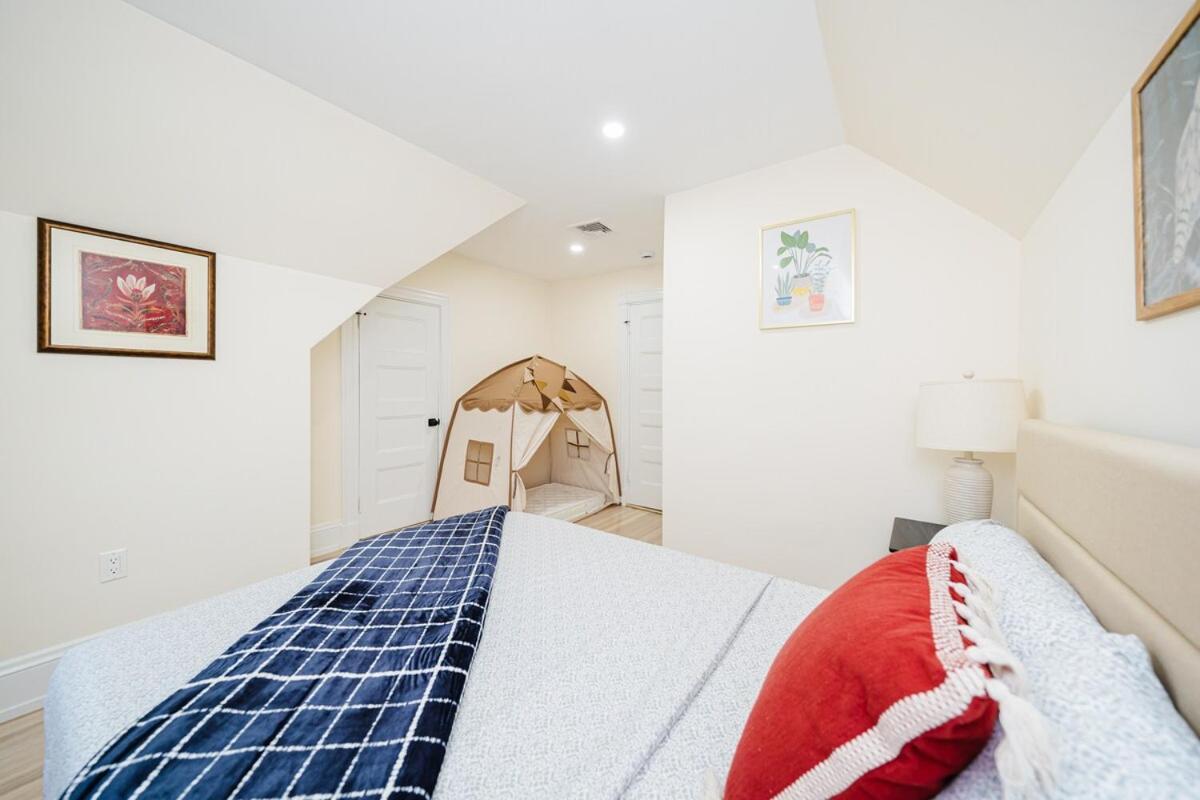 76-2 New 5br Townhouse Near Ashmont Station * Boston