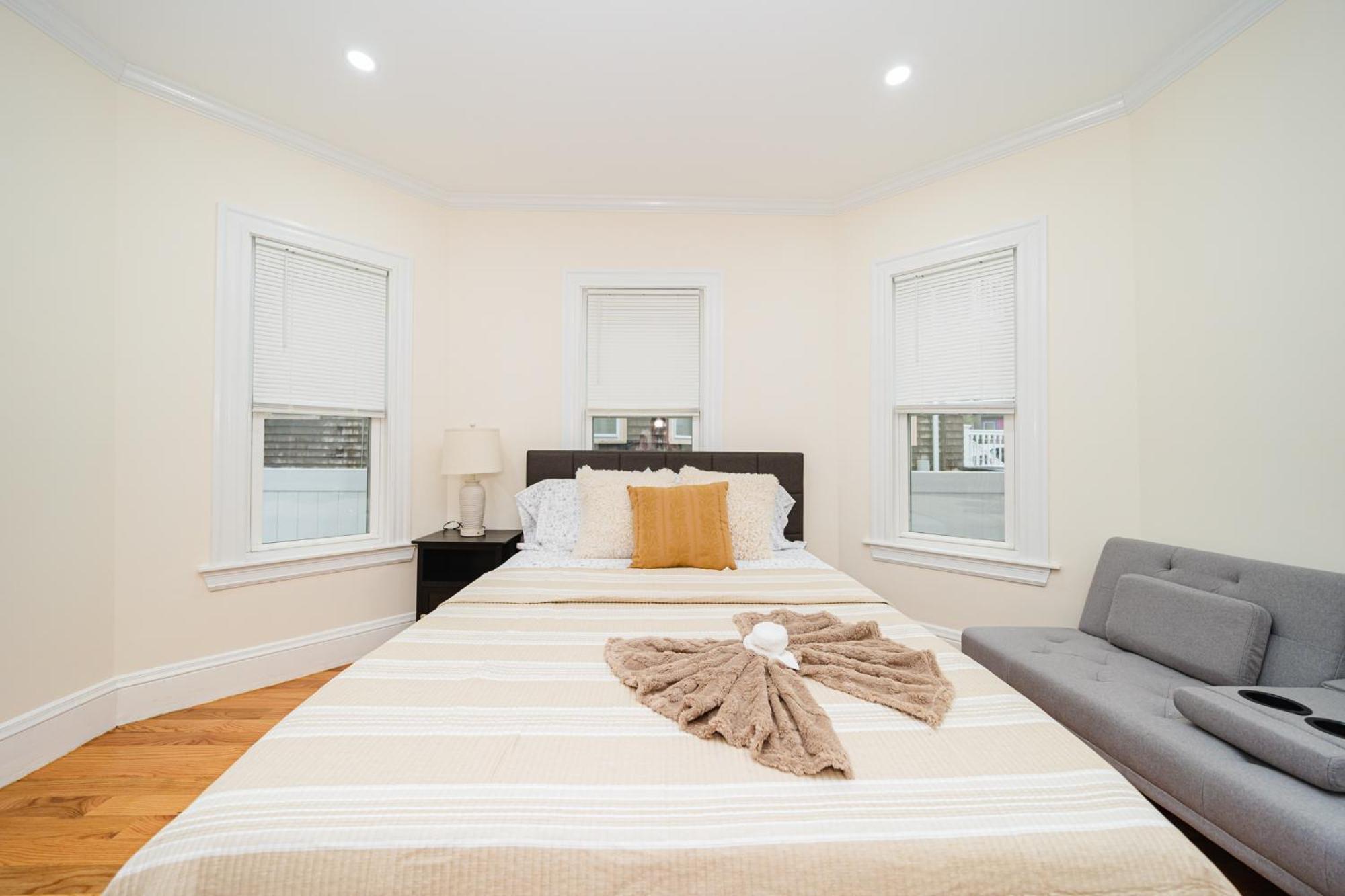 Apartment 76 Carruth - 4br Cozy And Lovely Boston