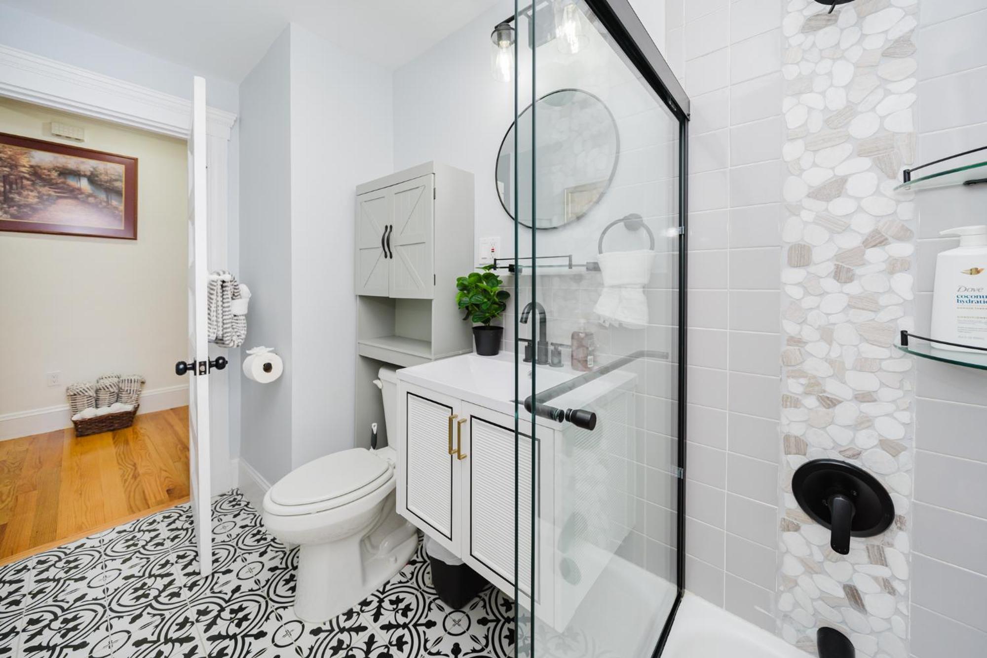 Apartment 76 Carruth - 4br Cozy And Lovely *