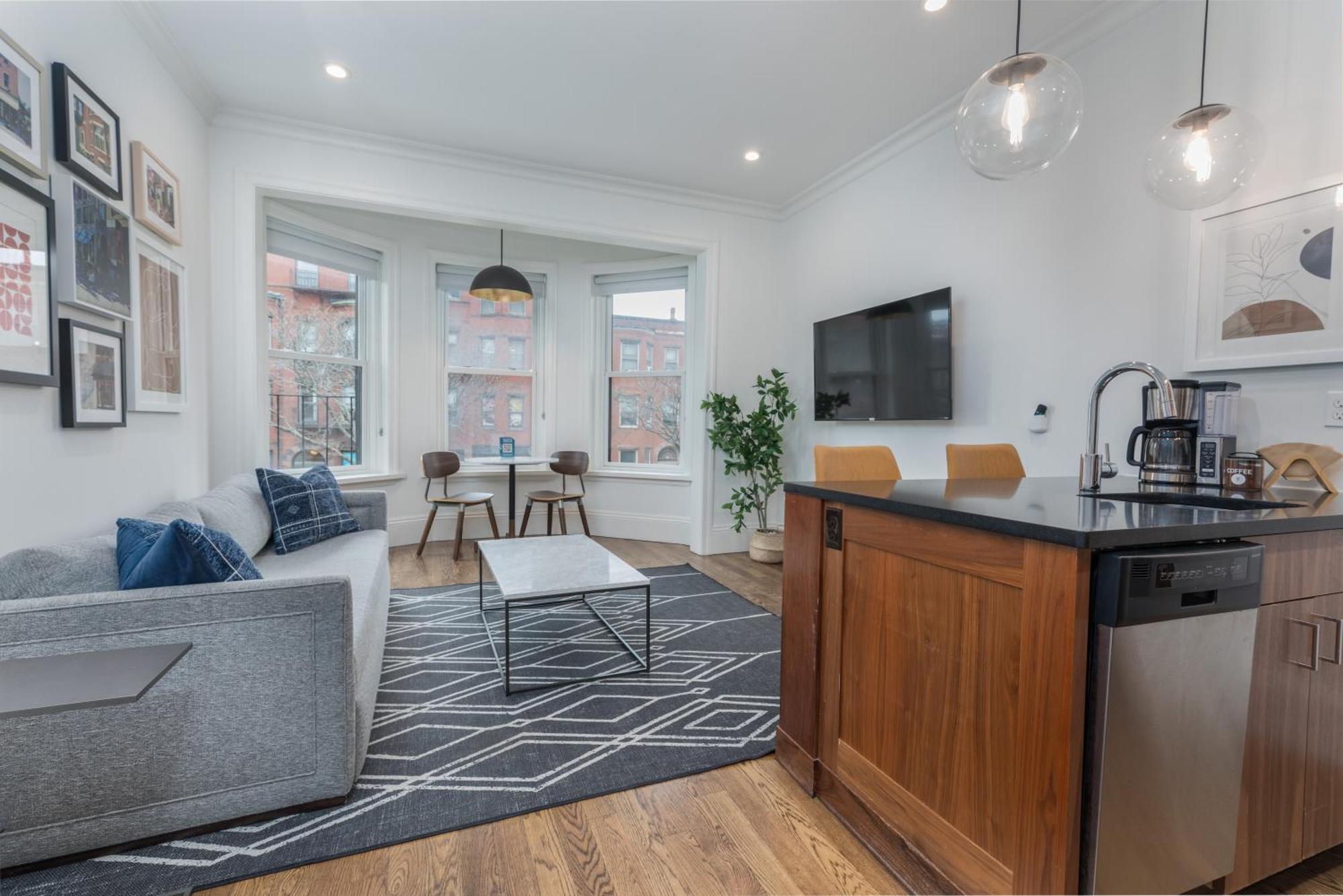 304 Newbury Street By Thatch * Boston