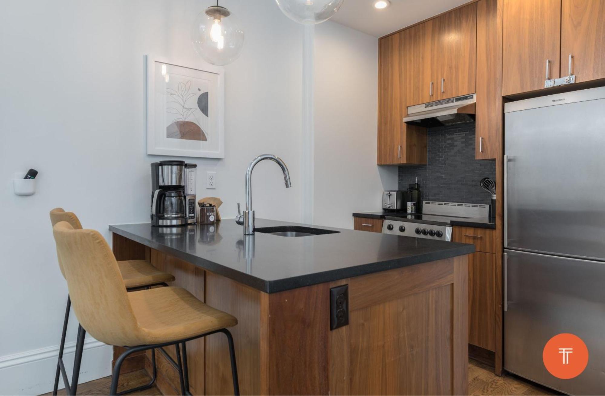 Aparthotel 304 Newbury Street By Thatch *