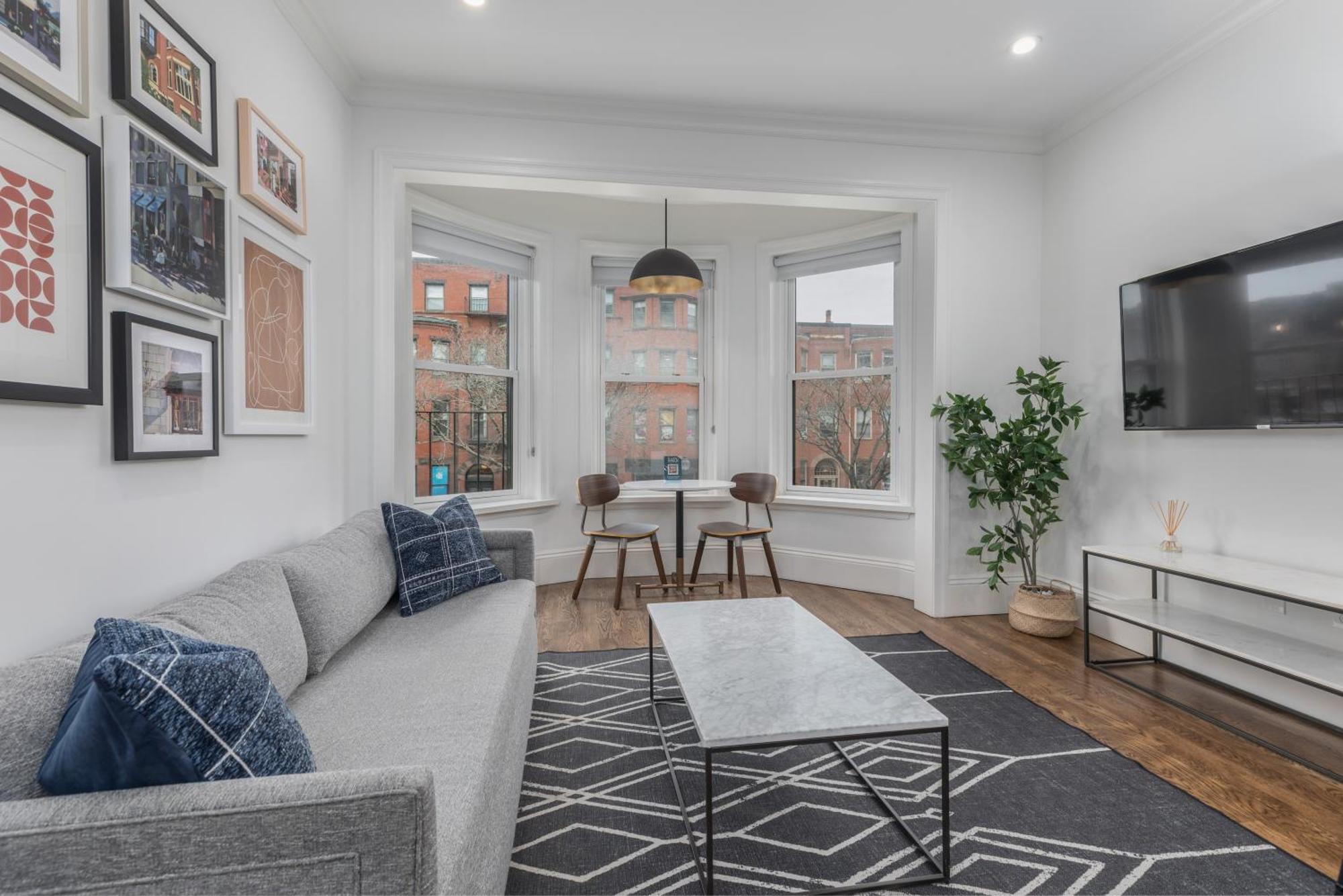 304 Newbury Street By Thatch Aparthotel