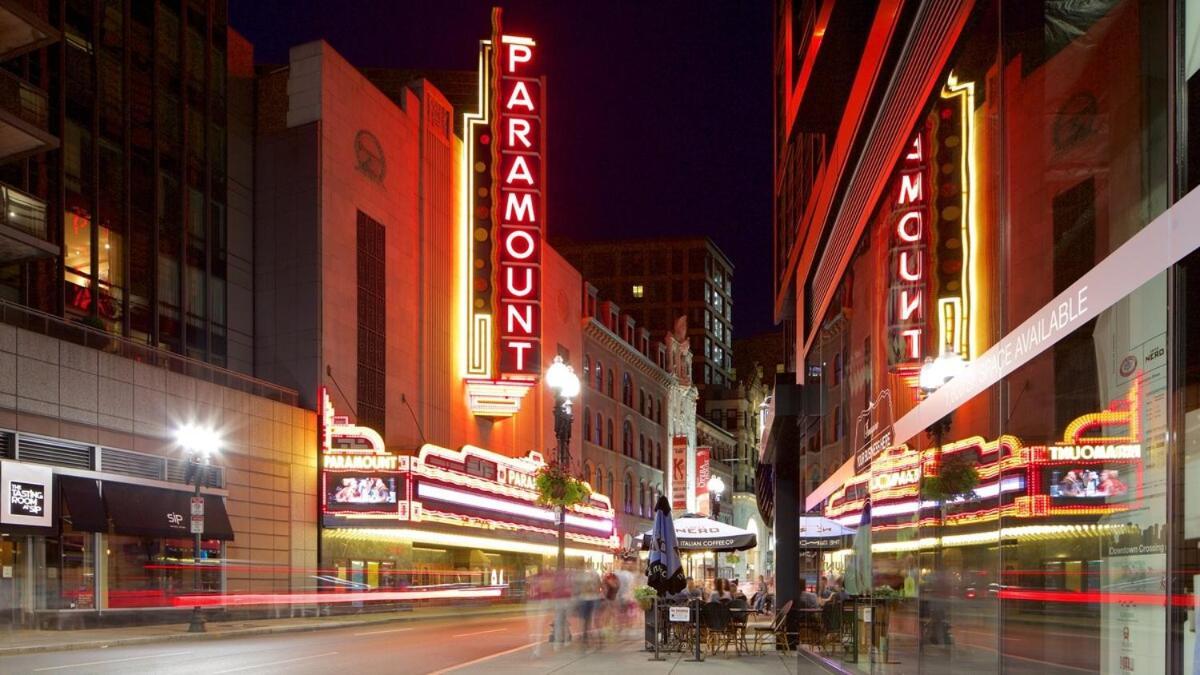 Downtown Common Theater District Chinatown Smart Hdtv Td Garden Bruins Celtics Patriots Boston