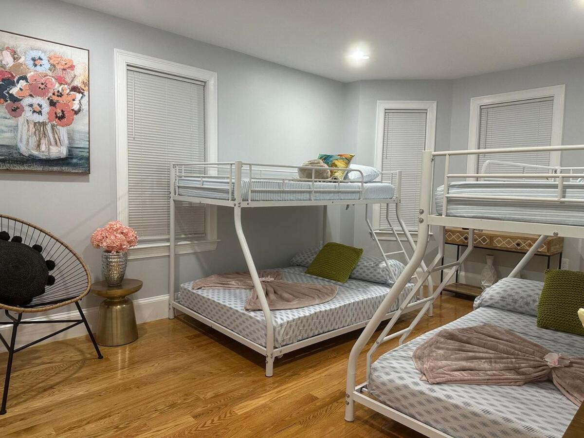 85a Charming Base, 3br, 2ba Ideal For Families * Boston