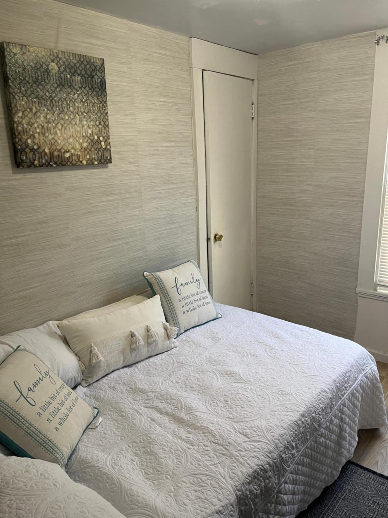 Quiet Two Bedroom In Convenient Location * Boston