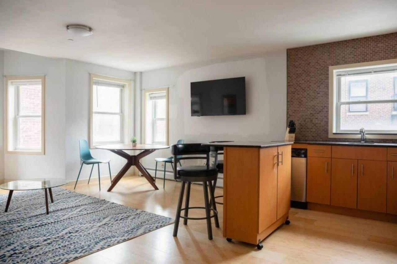Close To Longwood Medical Apartment