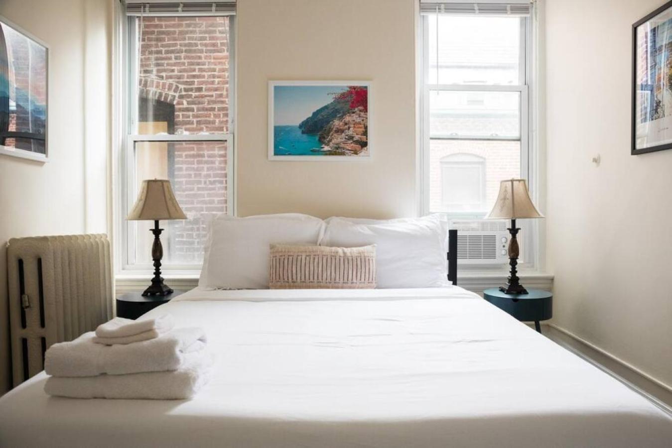 Apartment Charming 1 Bedroom Newbury Street *