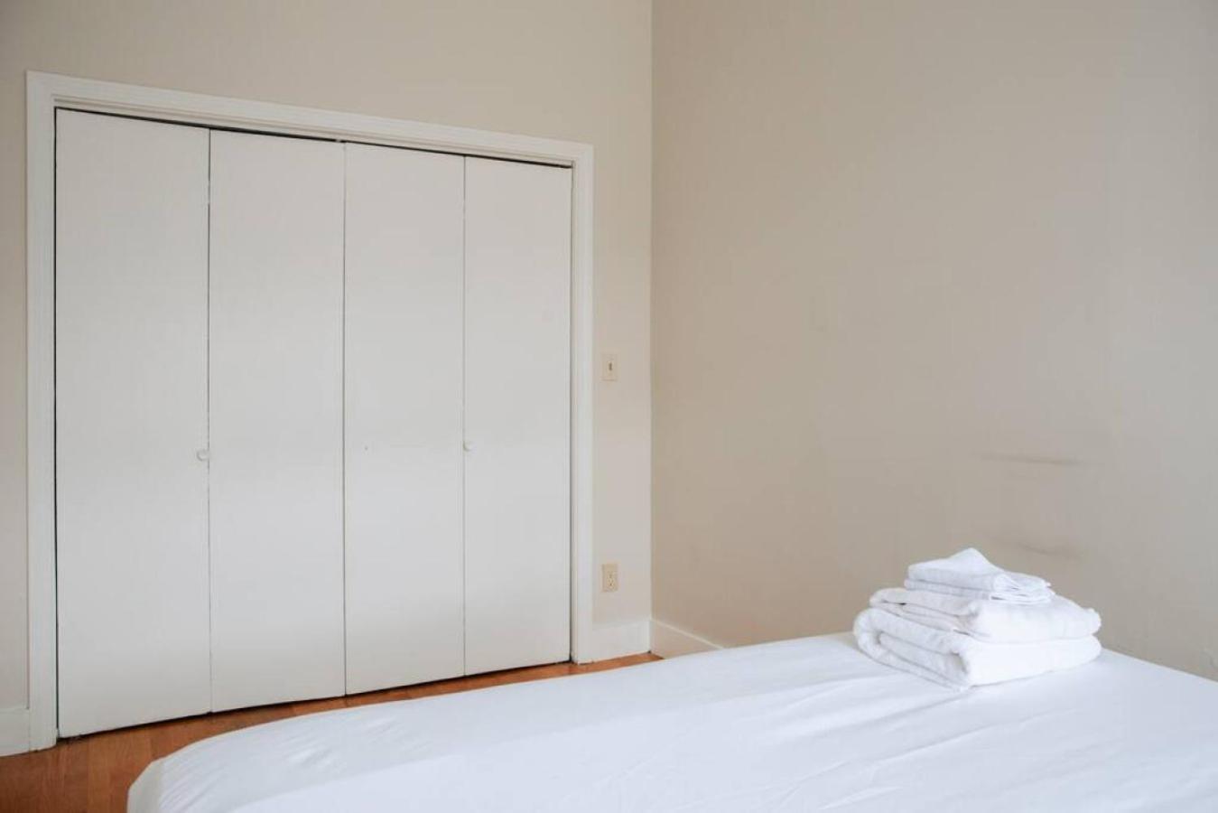 Spacious Fenway 1br Apartment Boston