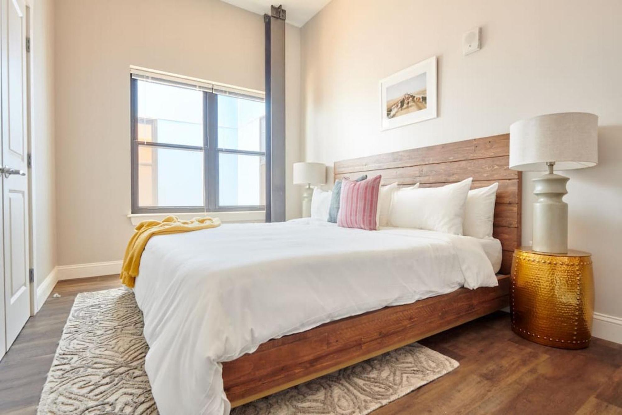Apartment Furnished Luxury Loft Common *
