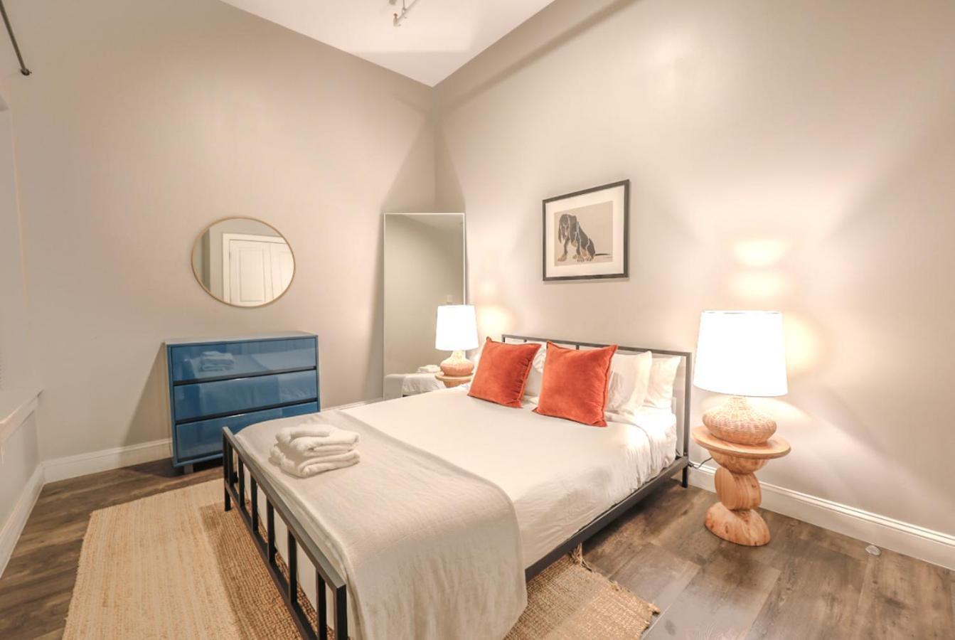 Flexible Historic Loft Near Common *