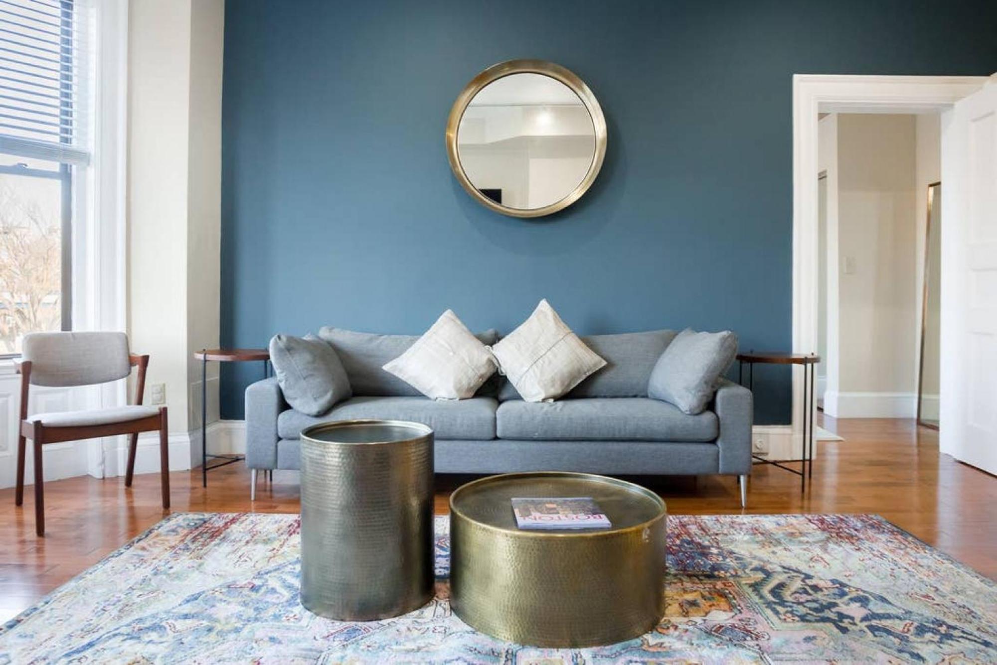 Classic Furnished 1br In Fenway In Brownstone Bldg Apartment Boston