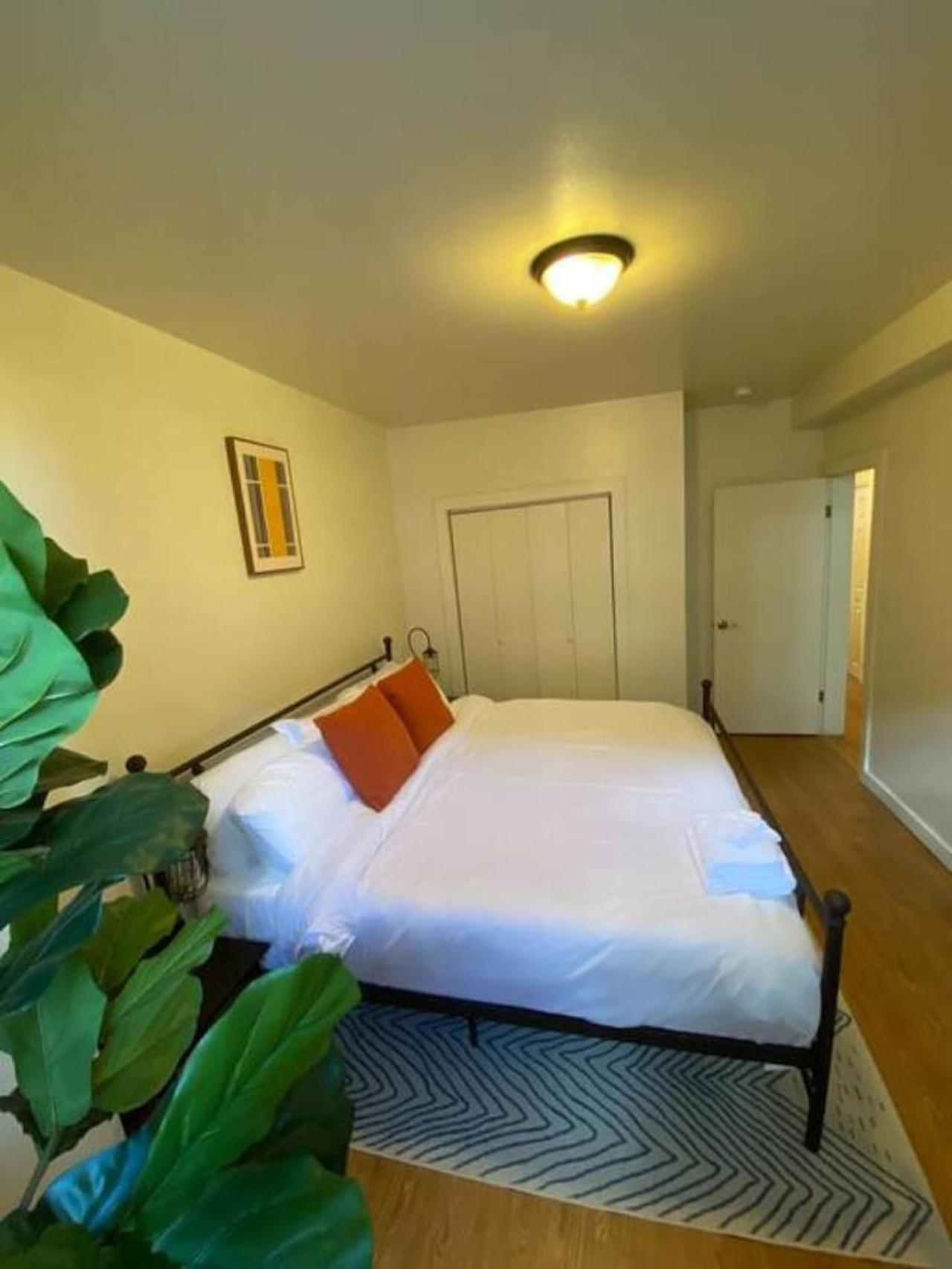 Apartment Wonderful Fenway 3 Bed 2bath Steps From Fenway Park Boston