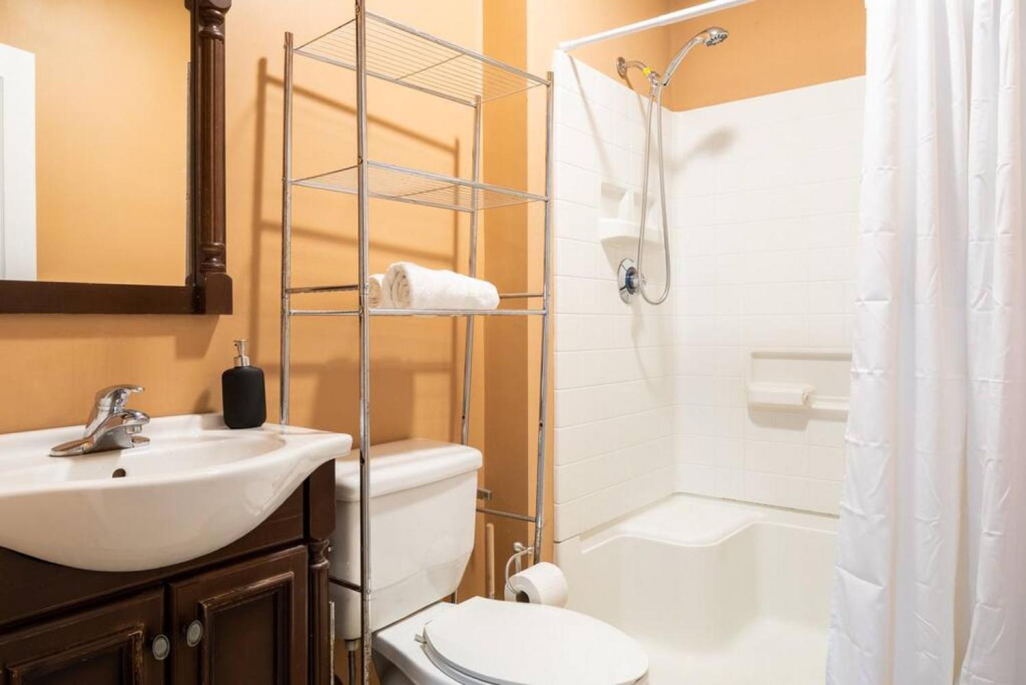 Appartement Large Ceilings Centrally Located 4bed 2bath Boston