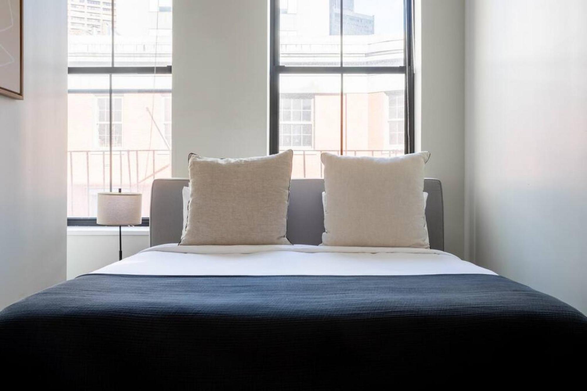 Beautiful 4br 2br Downtown Xing High Ceilings Appartement *