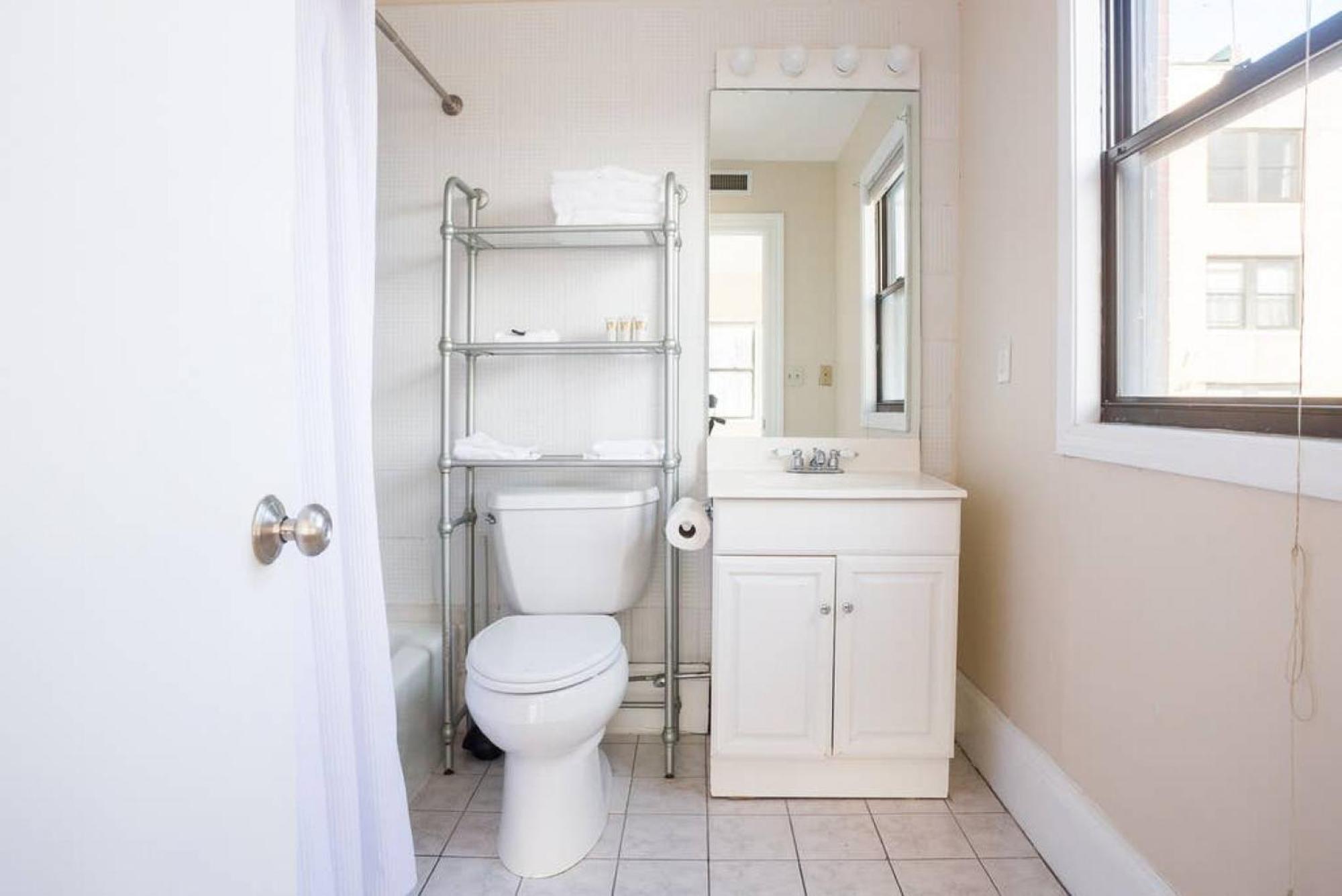 Luxury 4br 3ba In Fenway W Epic Roof Deck *