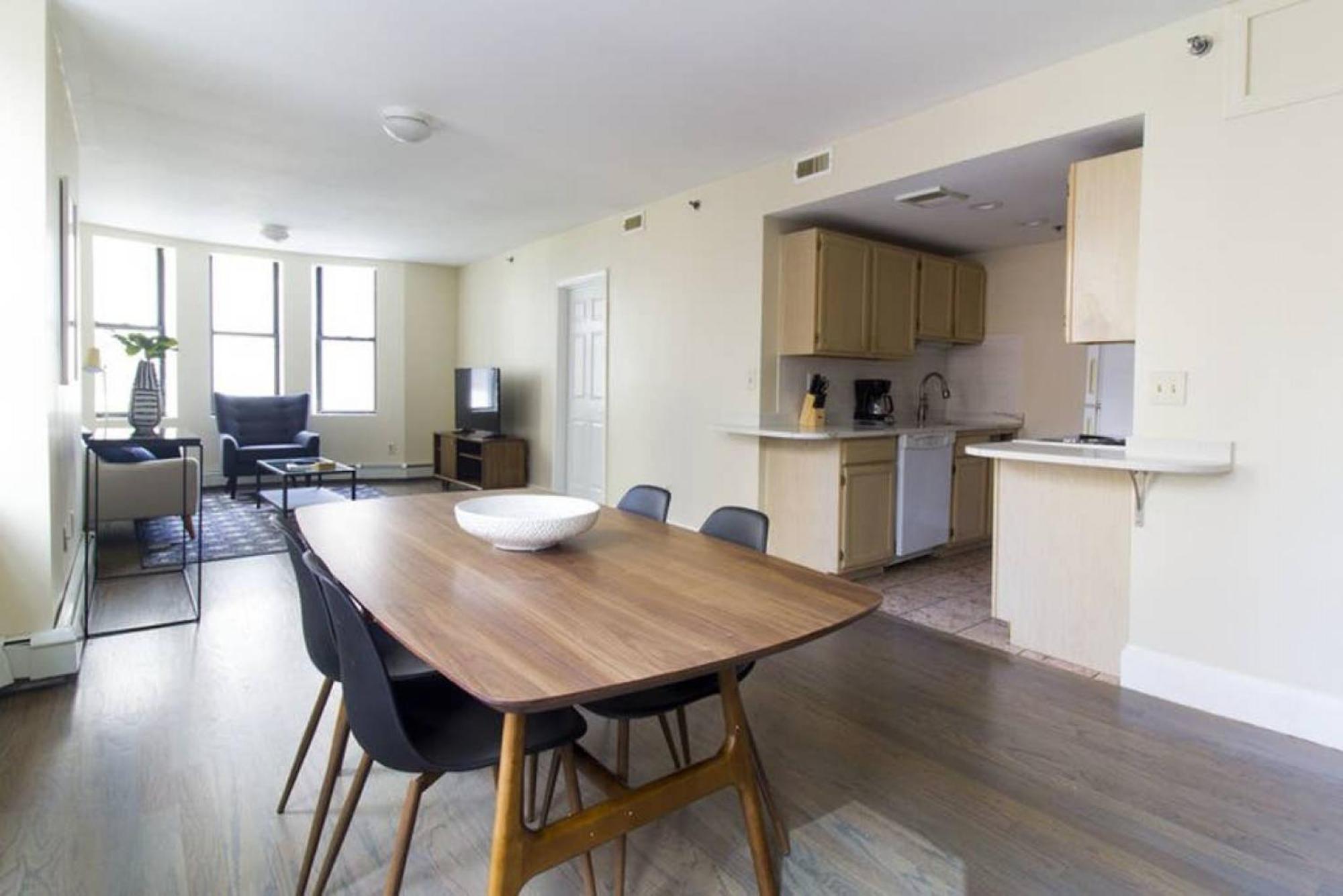 Beautiful 2 Bedroom Financial District Boston