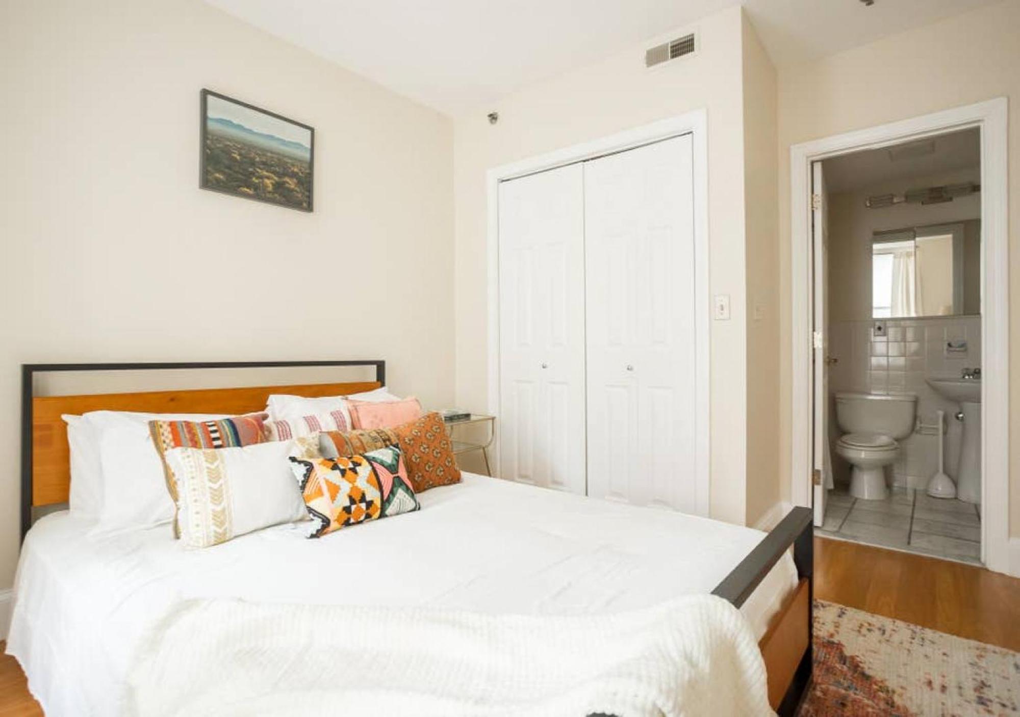 Apartment Delightful Downtown 2bed 2bath Boston