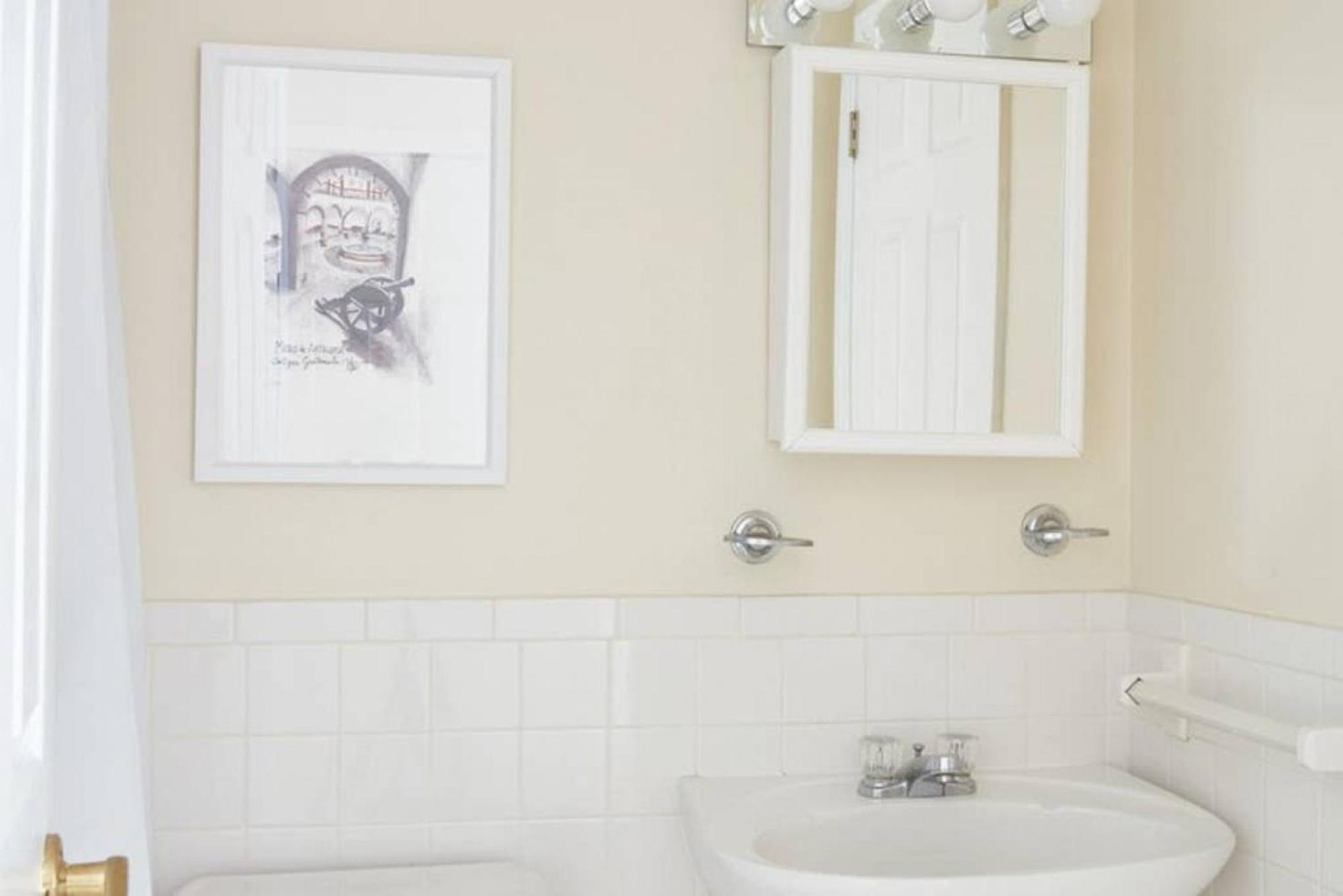 Elegant 2 Bed 2 Bath Furnished In Fidi Boston