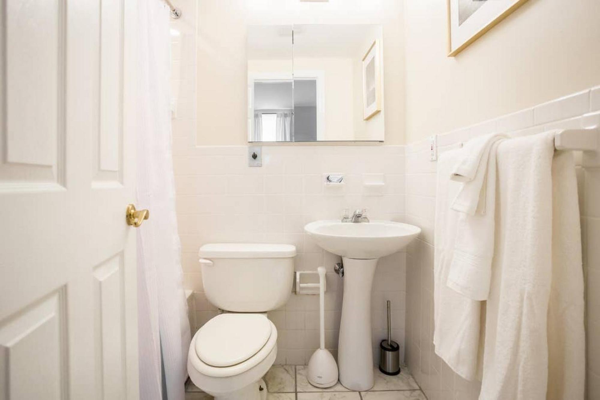 Delightful Downtown 2bed 2bath Boston