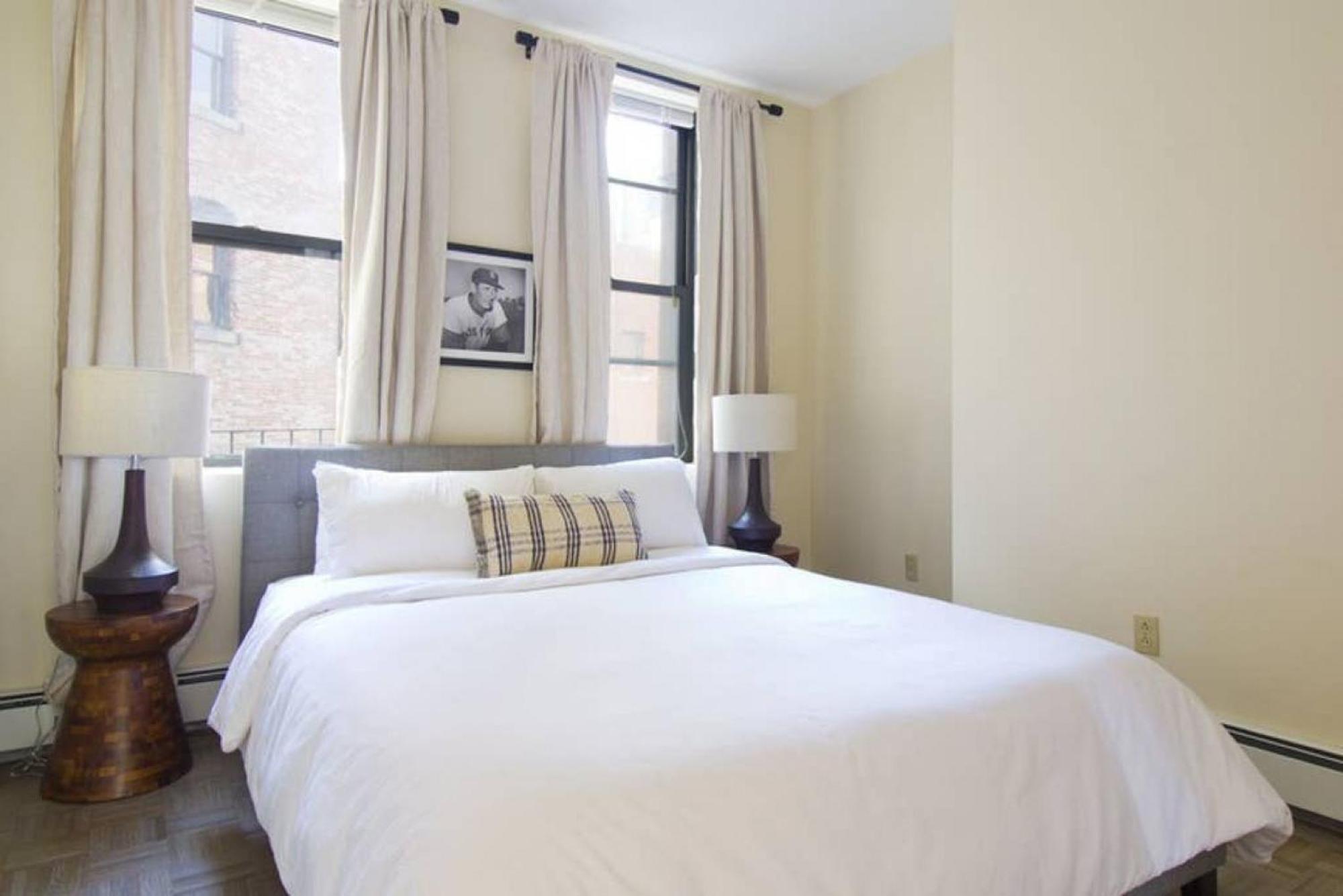 Elegant 2 Bed 2 Bath Furnished In Fidi Apartment