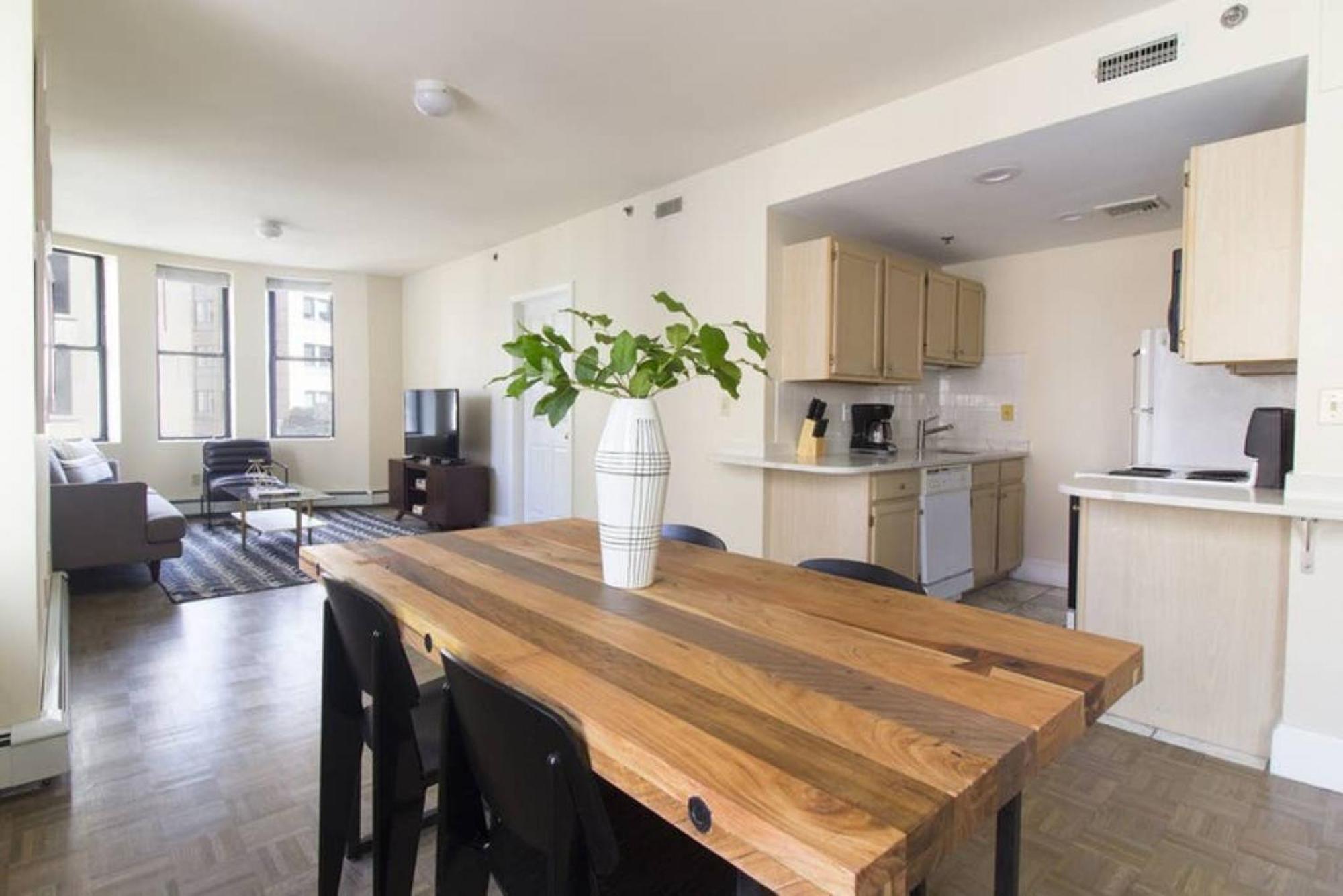 Elegant 2 Bed 2 Bath Furnished In Fidi Boston