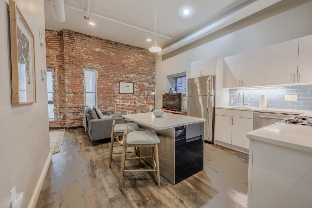 Centralized Downtown Location Onsite Parking *