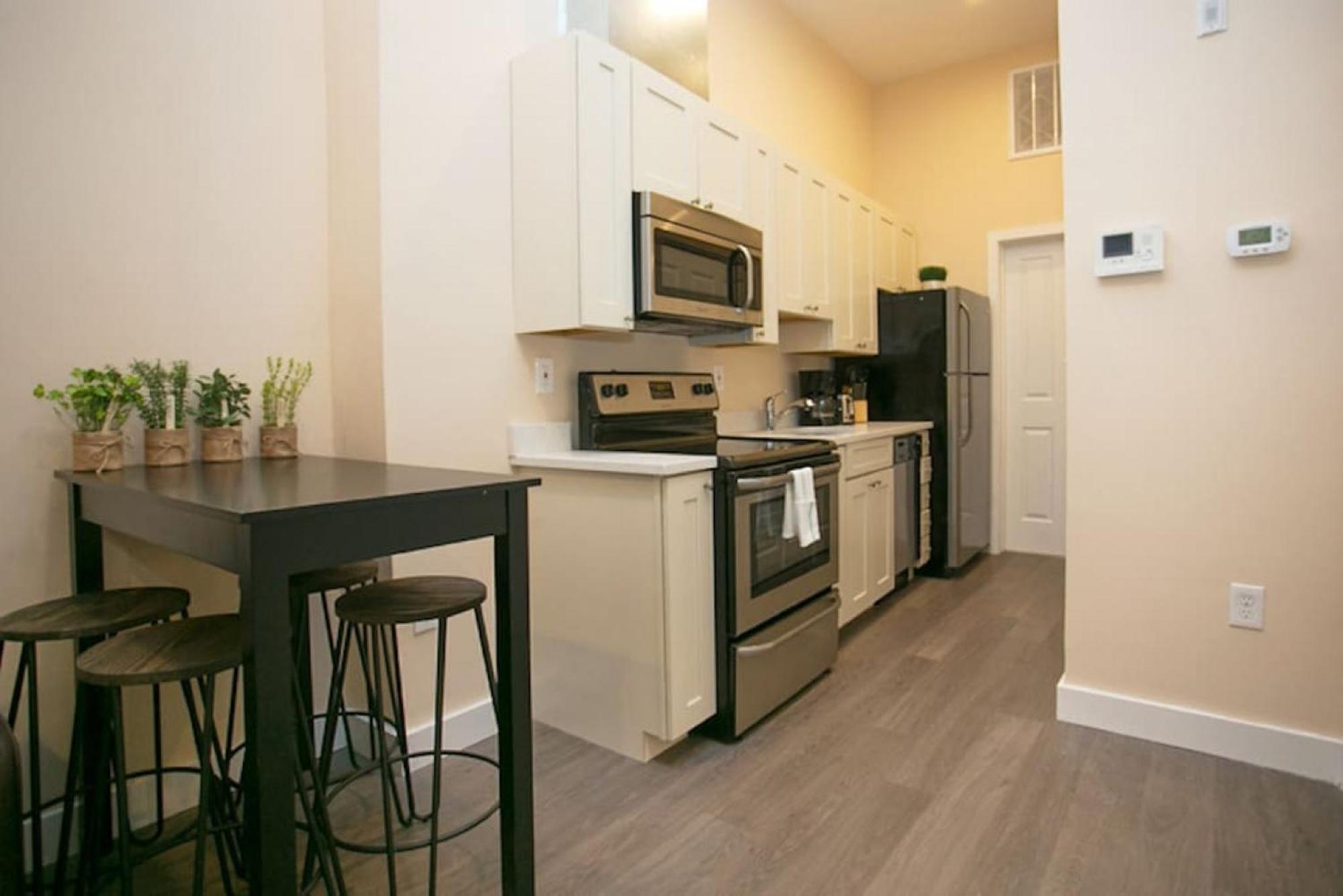 Downtown Loft Walk Anywhere Ideal For Nurses * Boston