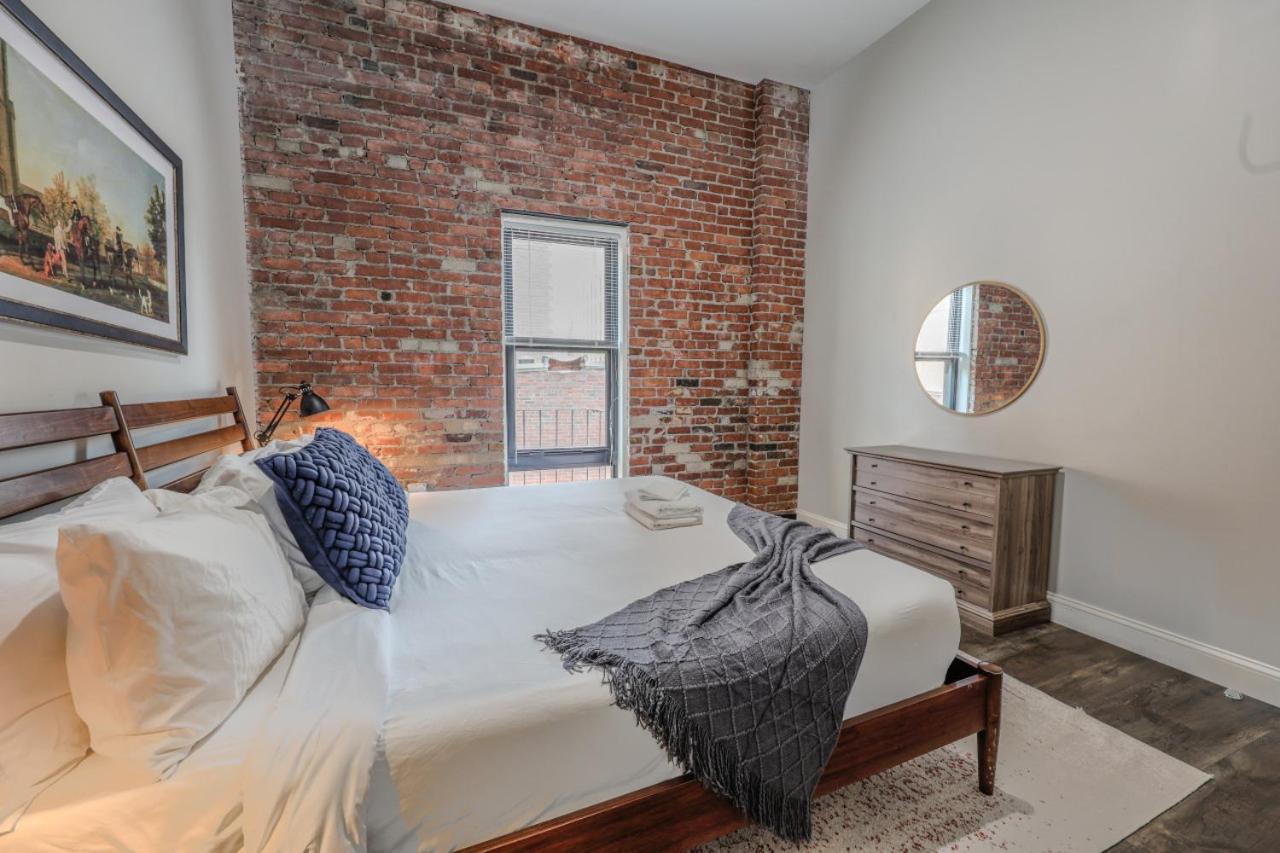 Parking Available Fully Furnished 4 Bed 2 Bath Flat Apartment Boston