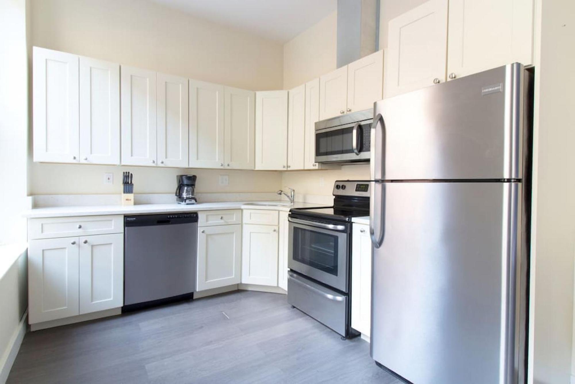 Fidi Laundry In Building Fast Wifi * Boston