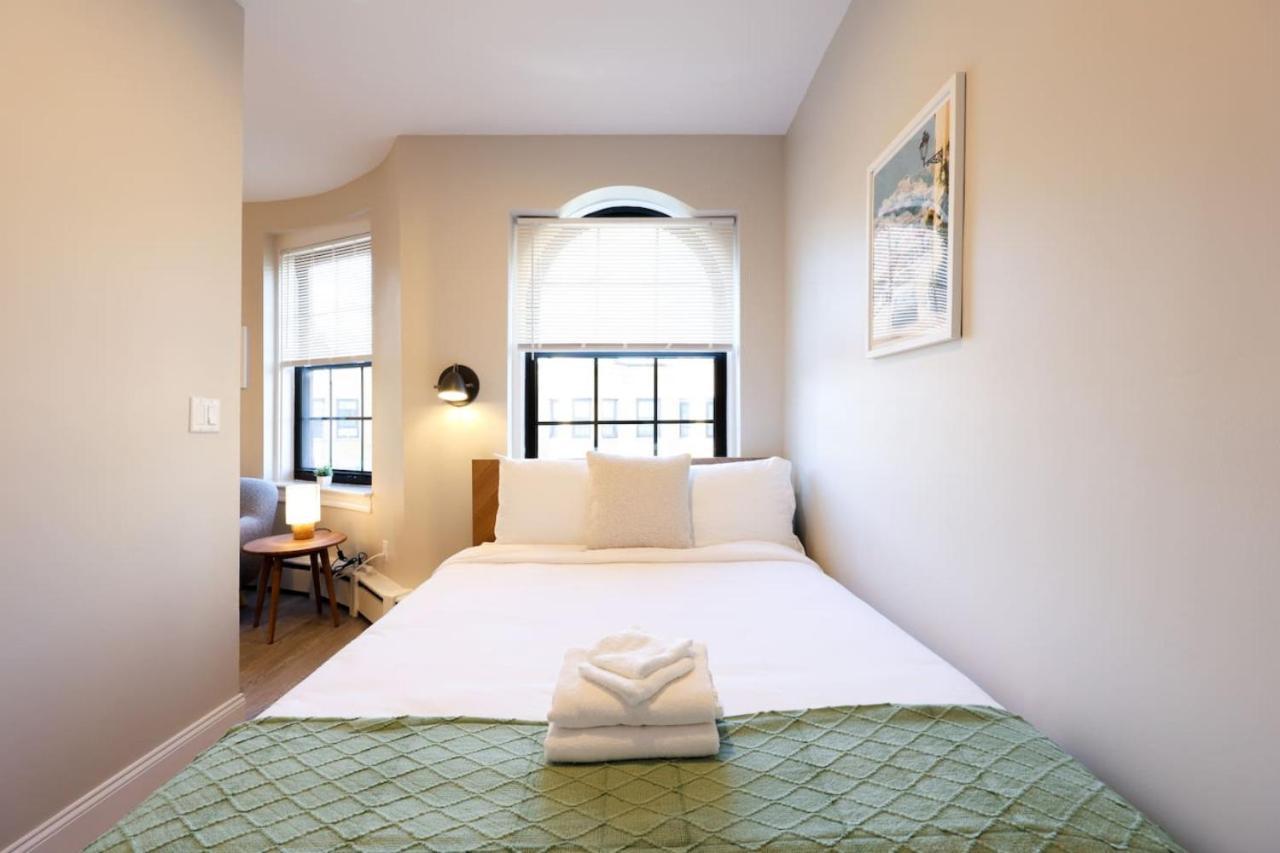 Spacious Prudential Area * Boston