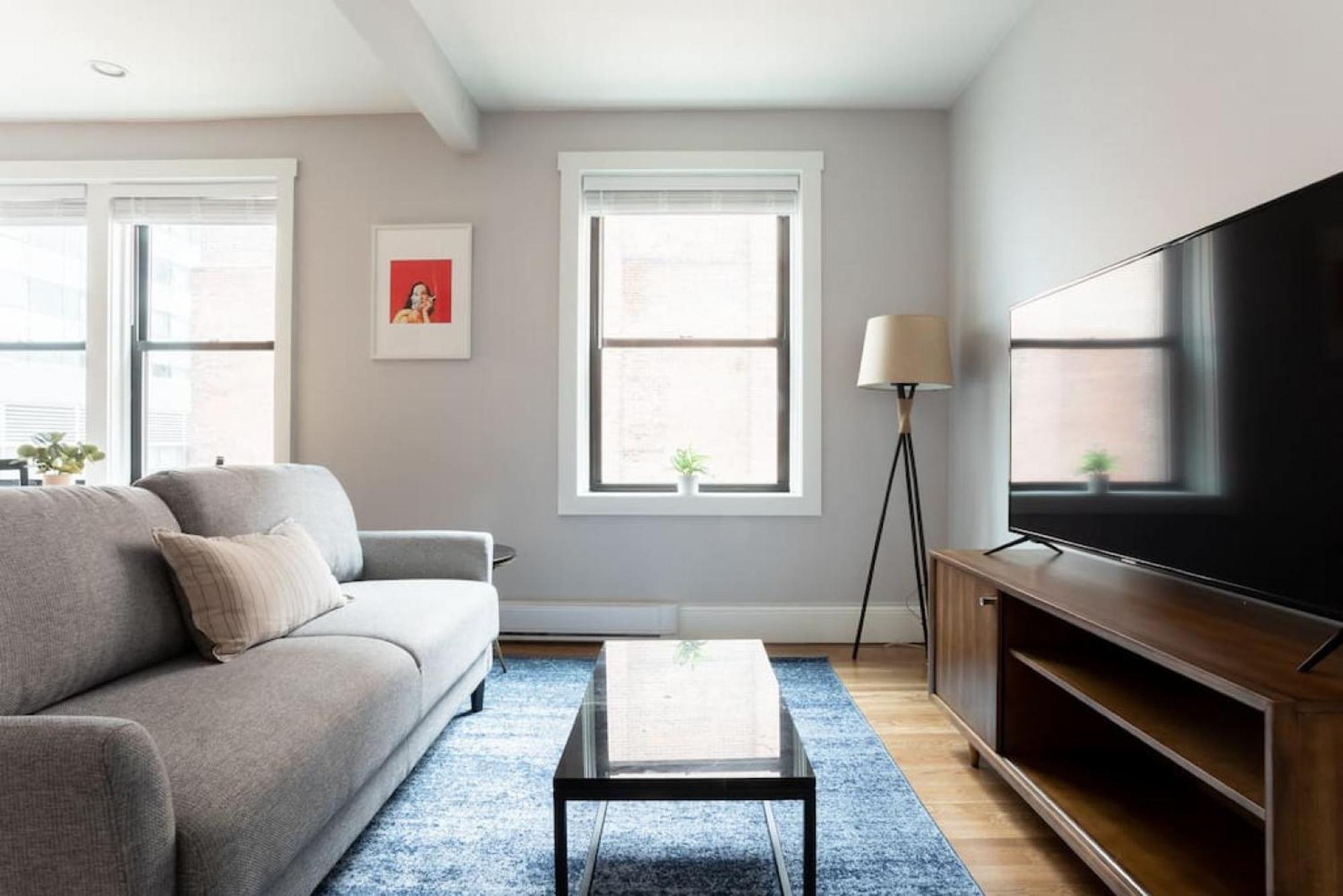 Simple 1br Steps To Common And South End Boston