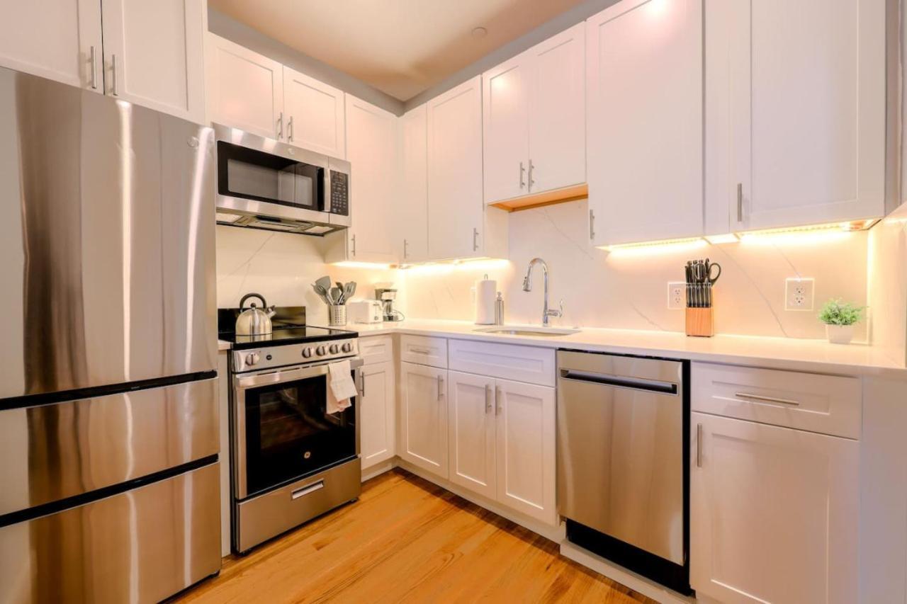 Spacious Back Bay 2br * Boston