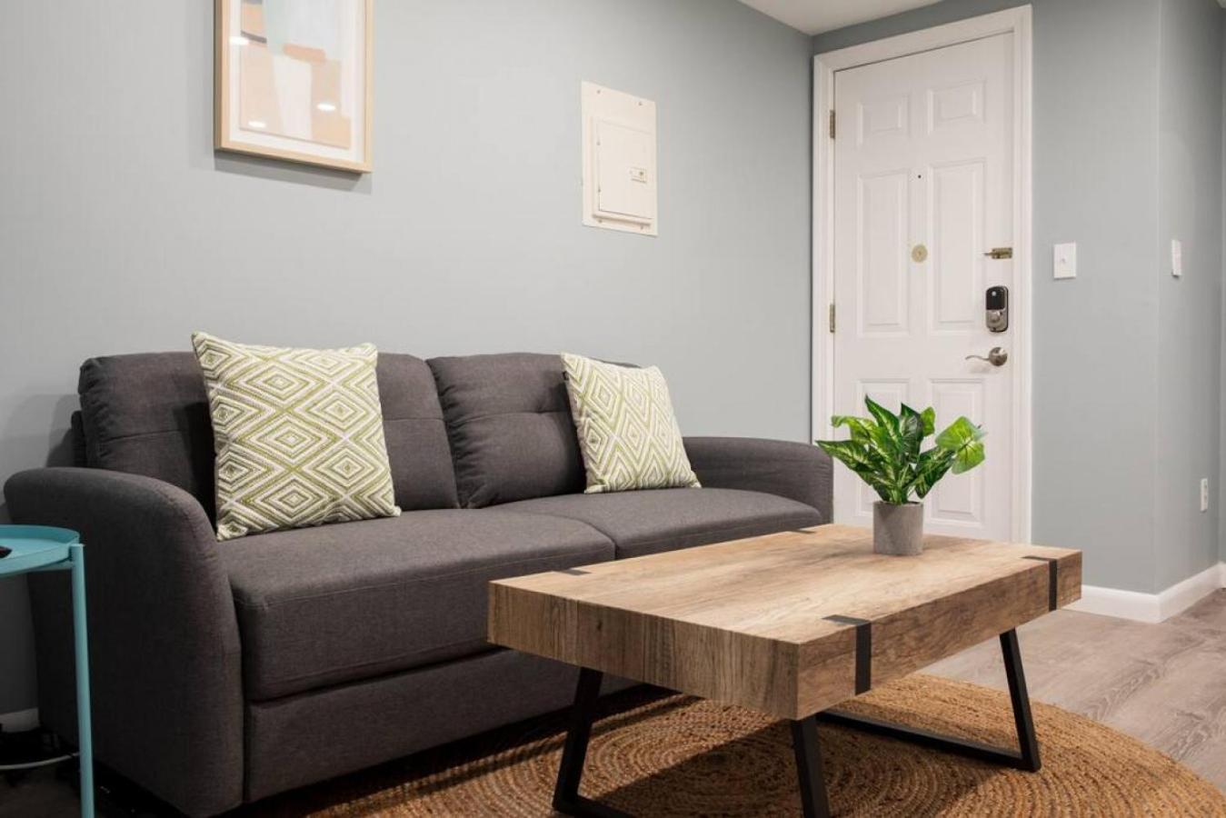Wonderful Back Bay 1 Bed With Short Walk To Fenway Apartment