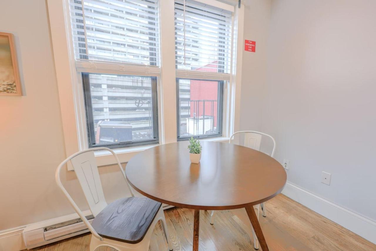 Apartment Chic 1 Bed Steps From Common Boston