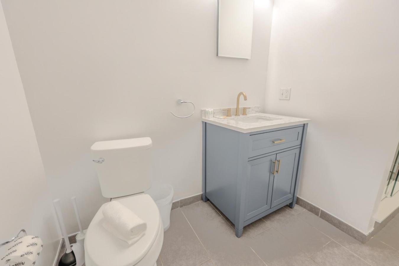 Luxury Loft Washer And Dryer Pet Friendly * Boston
