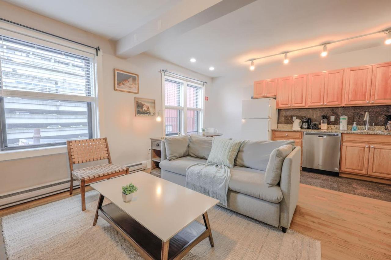 Chic 1 Bed Steps From Common * Boston
