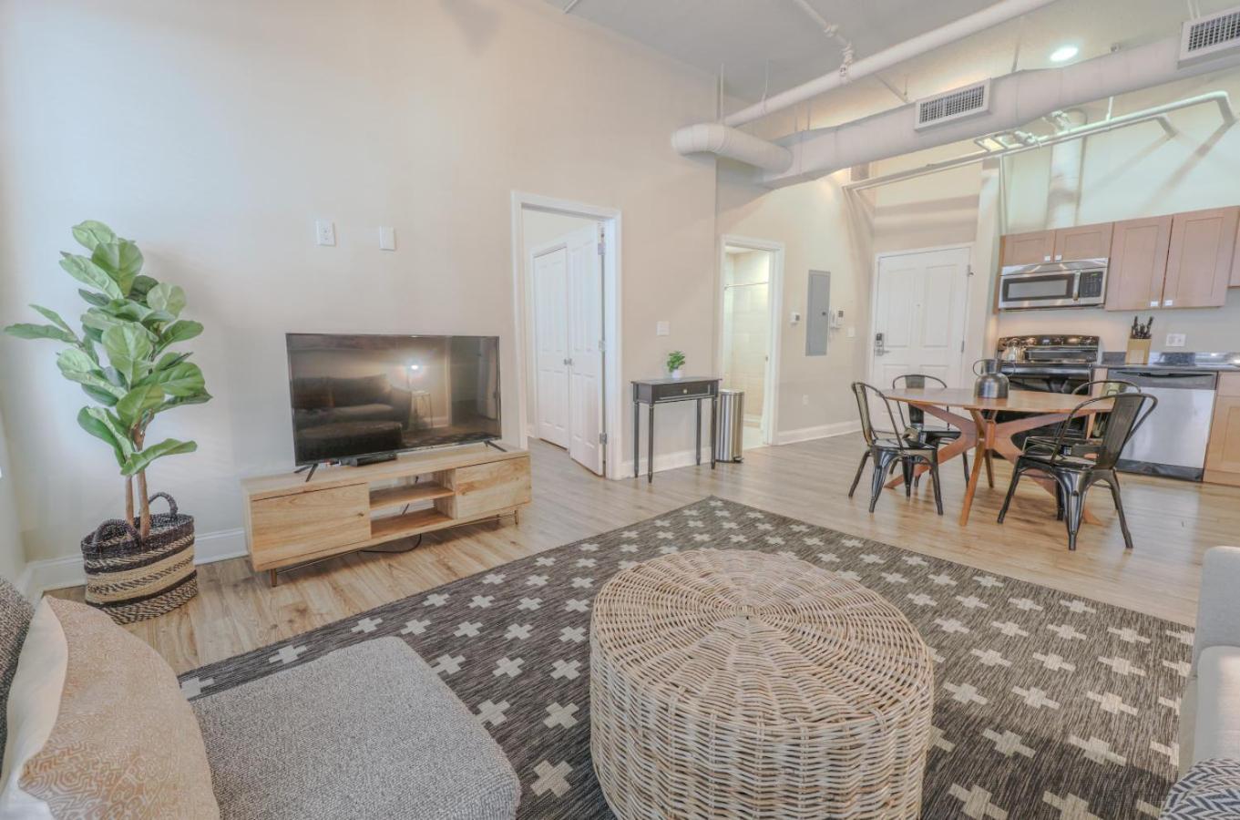 Airy 2br In Fidi Walk Anywhere Apartment